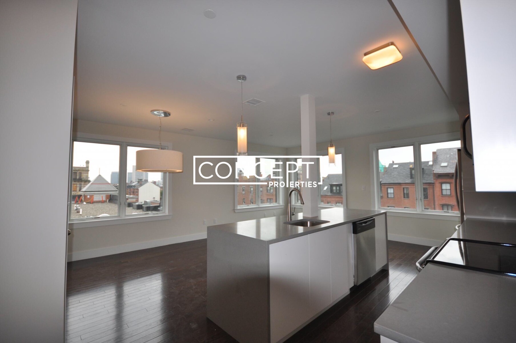 659 Massachusetts Ave, South End