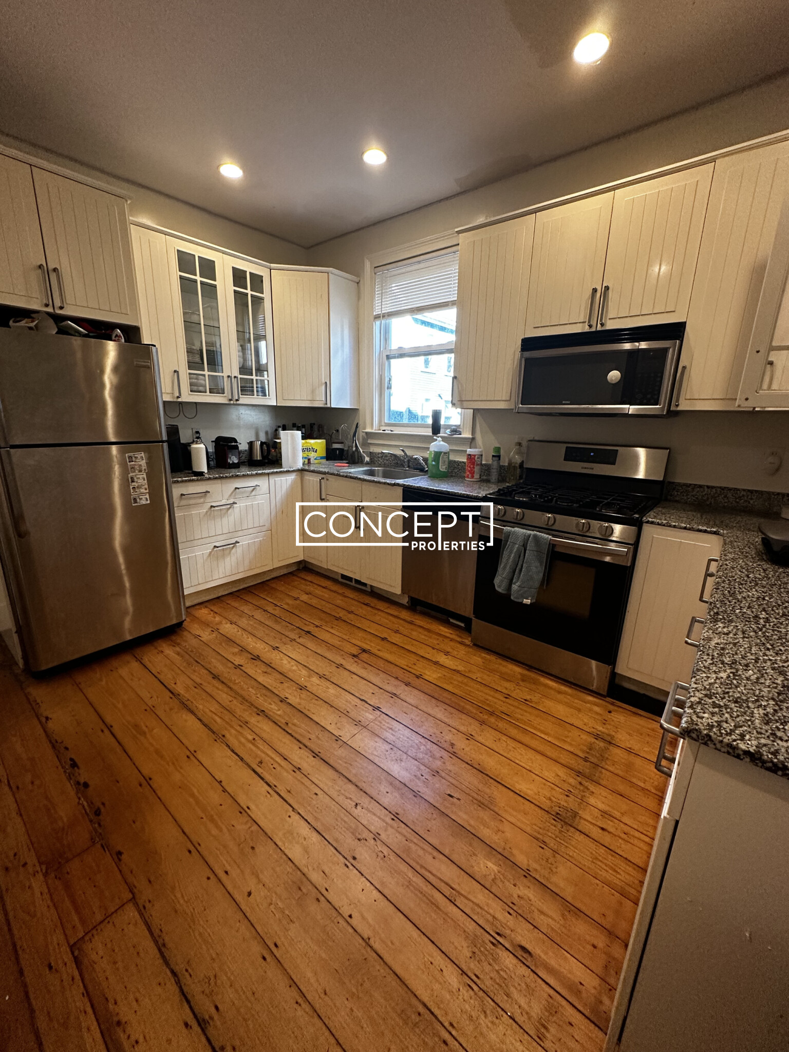 731 Parker St, Mission Hill