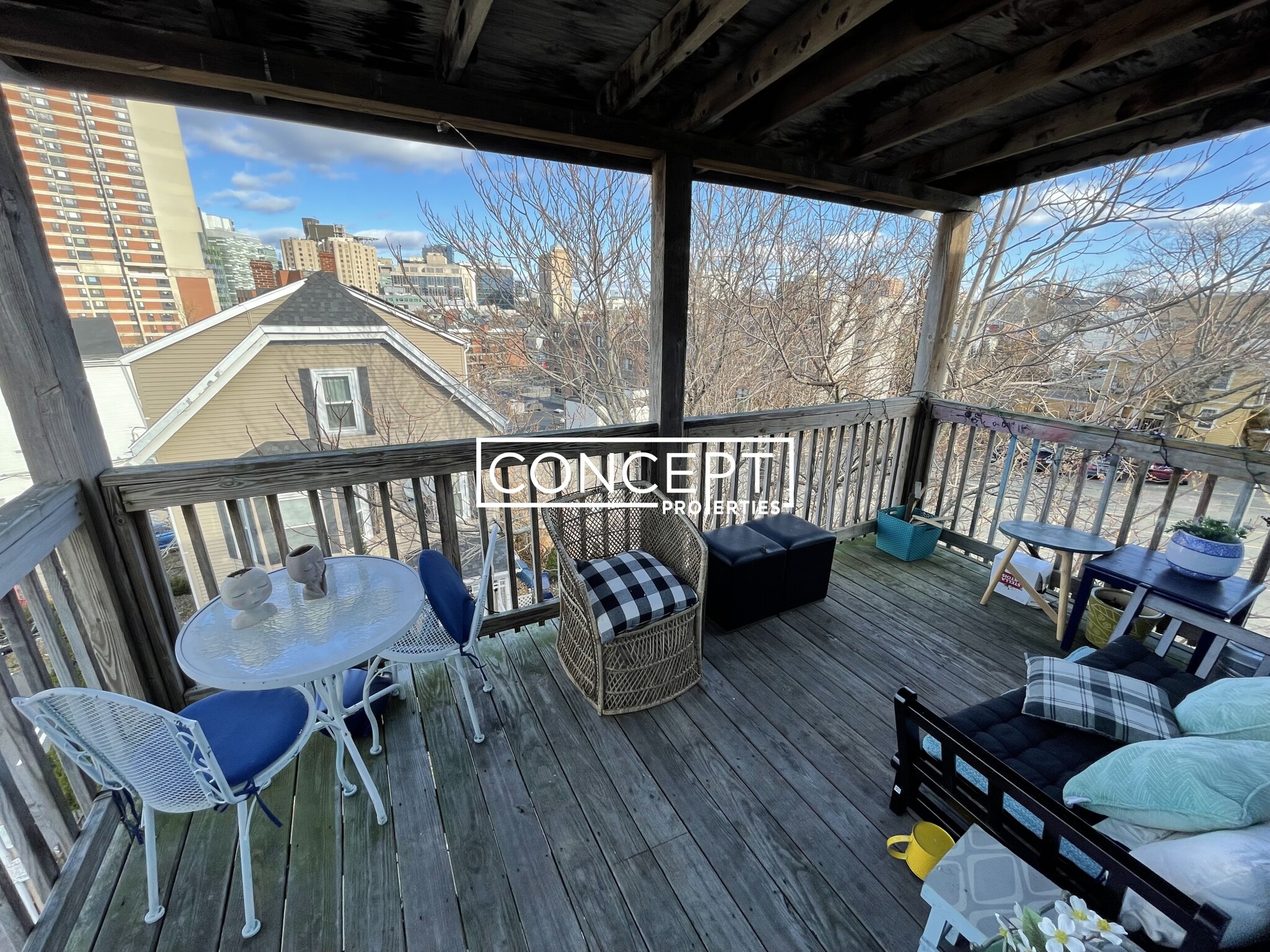 203 Hillside St, Mission Hill