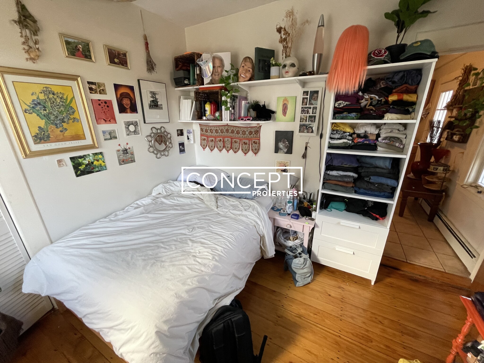 203 Hillside St, Mission Hill