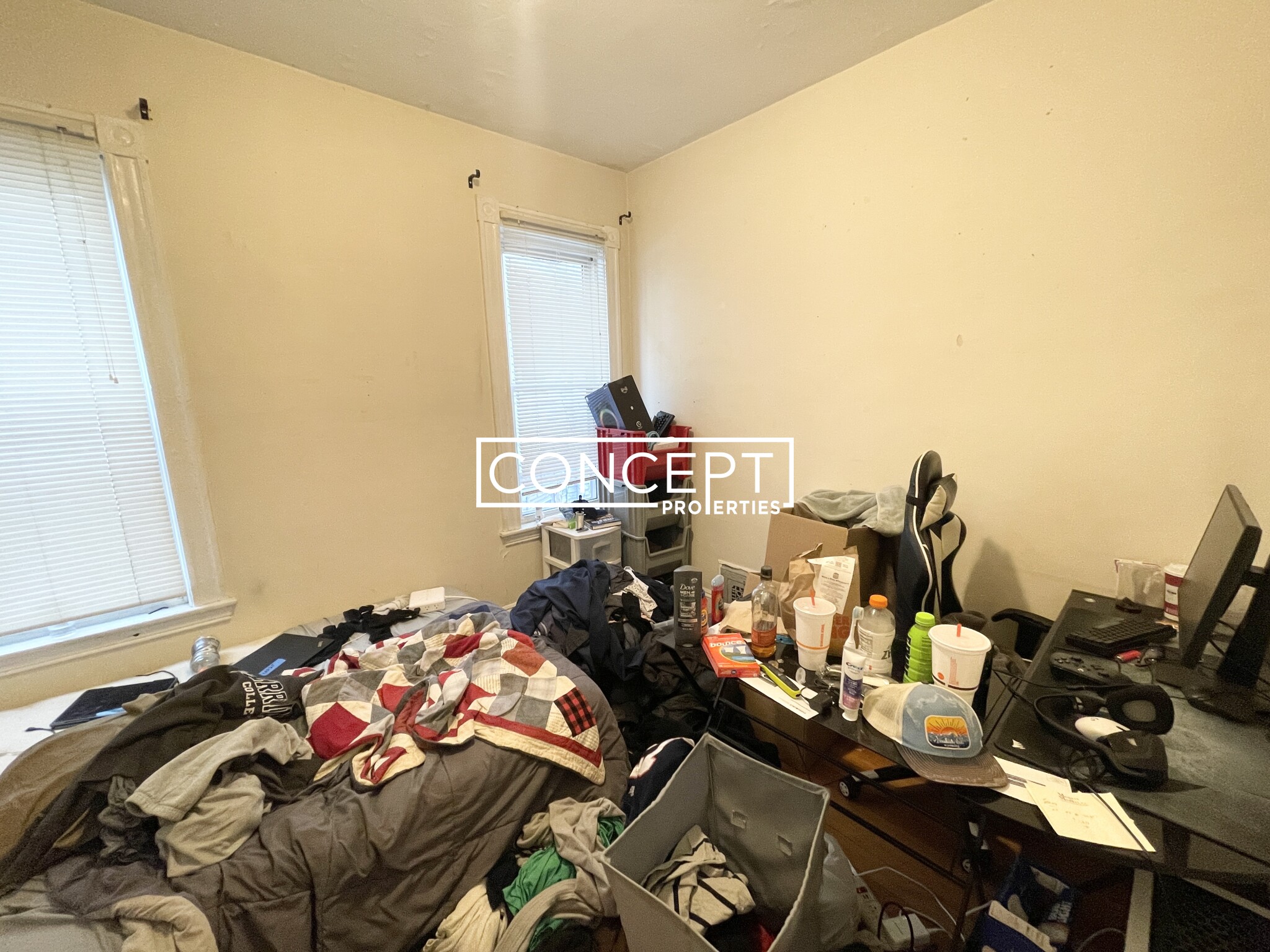 65 Hillside St, Mission Hill