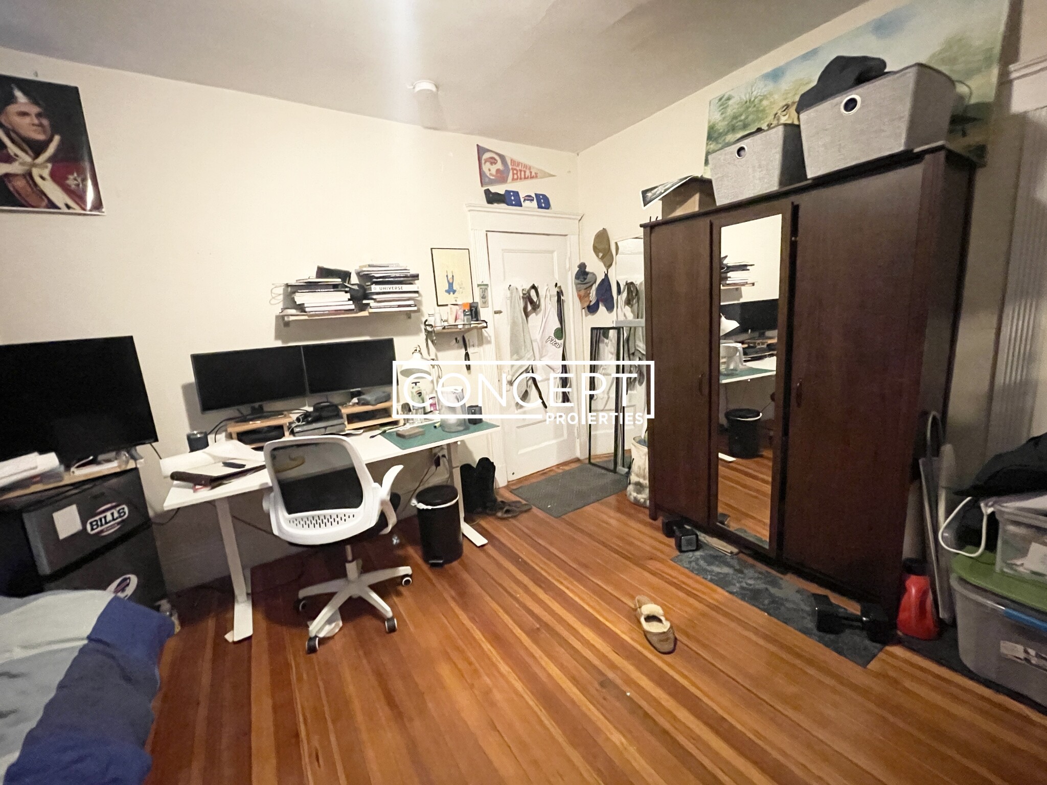 65 Hillside St, Mission Hill