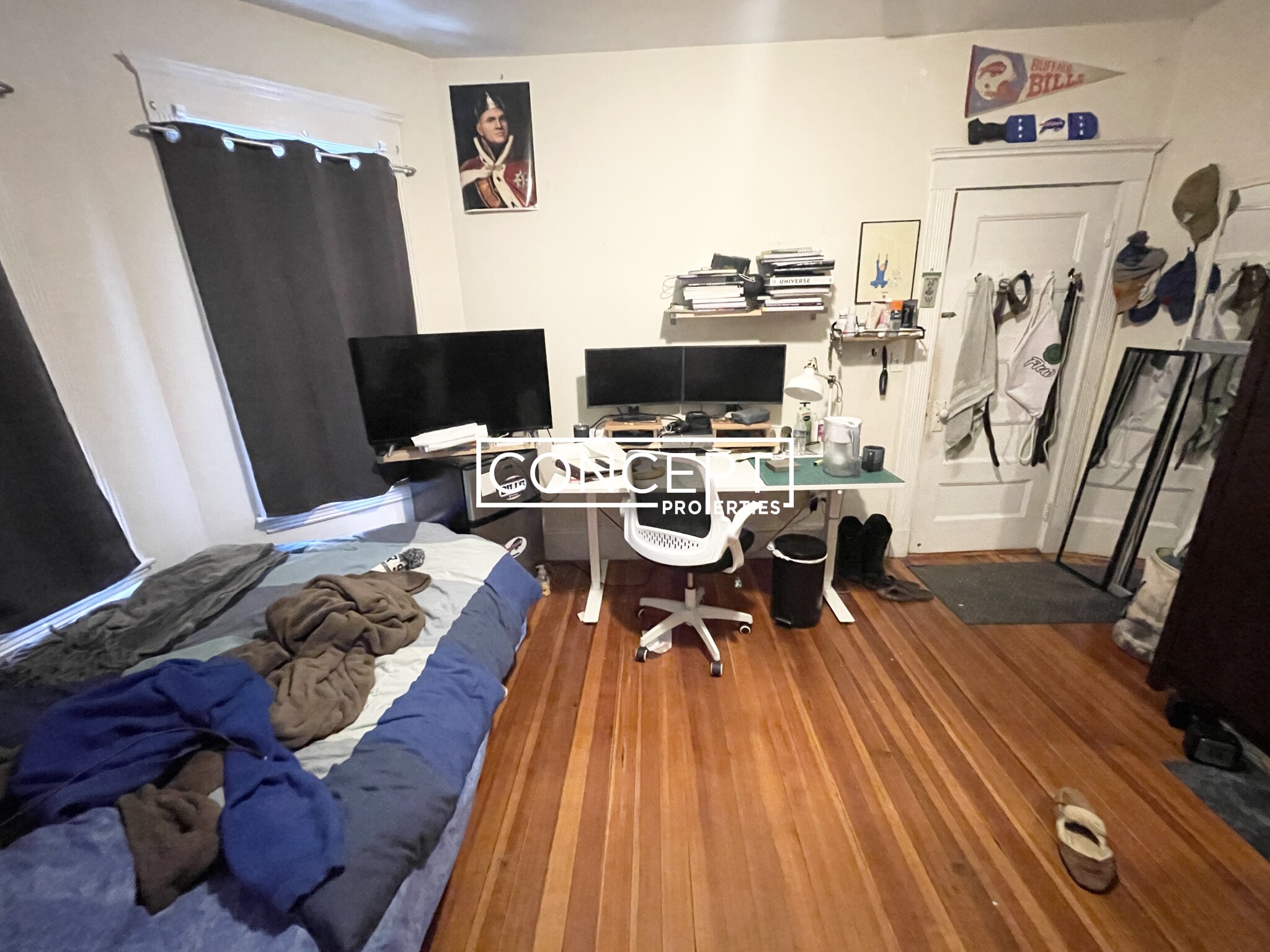 65 Hillside St, Mission Hill