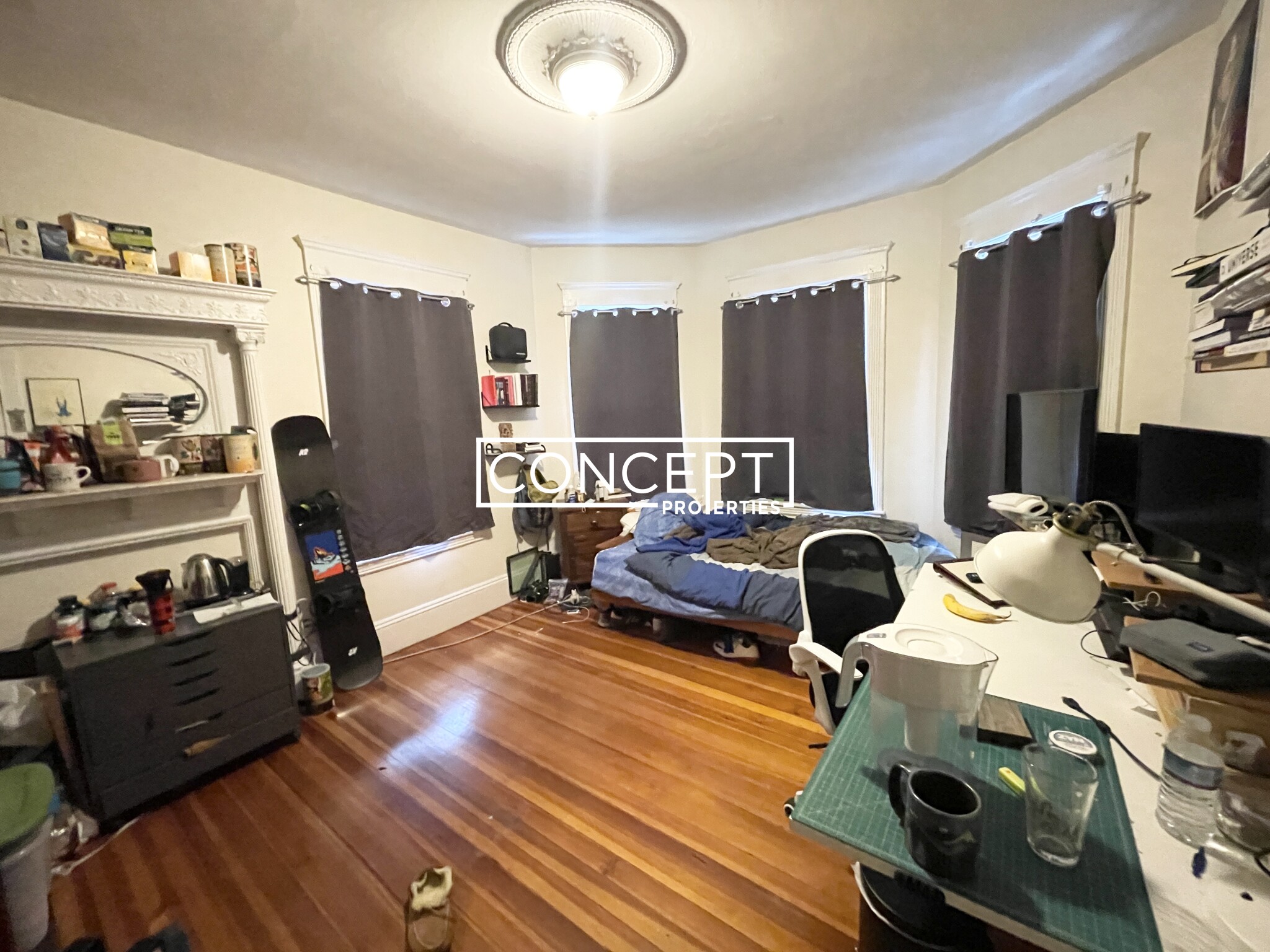 65 Hillside St, Mission Hill