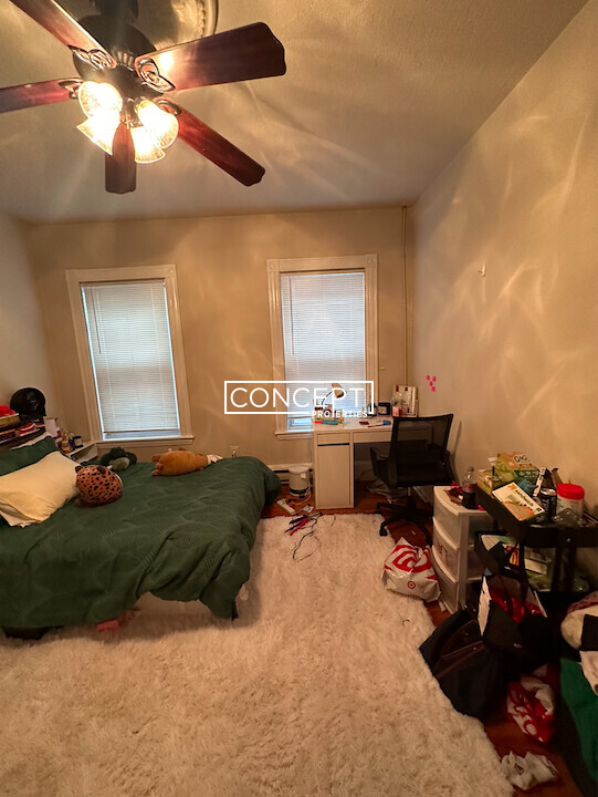 89 Hillside St, Mission Hill