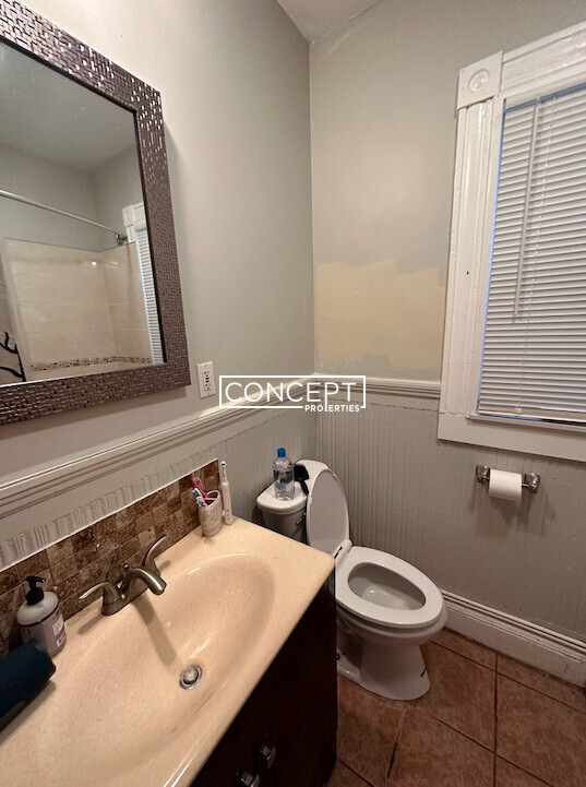 89 Hillside St, Mission Hill