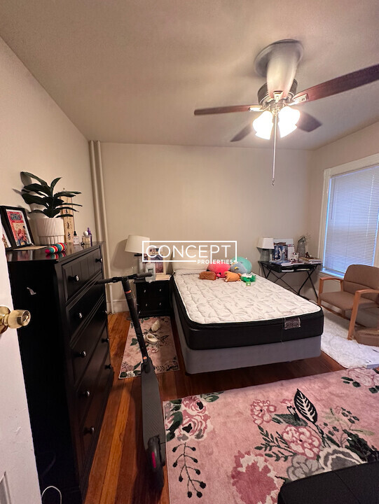 89 Hillside St, Mission Hill