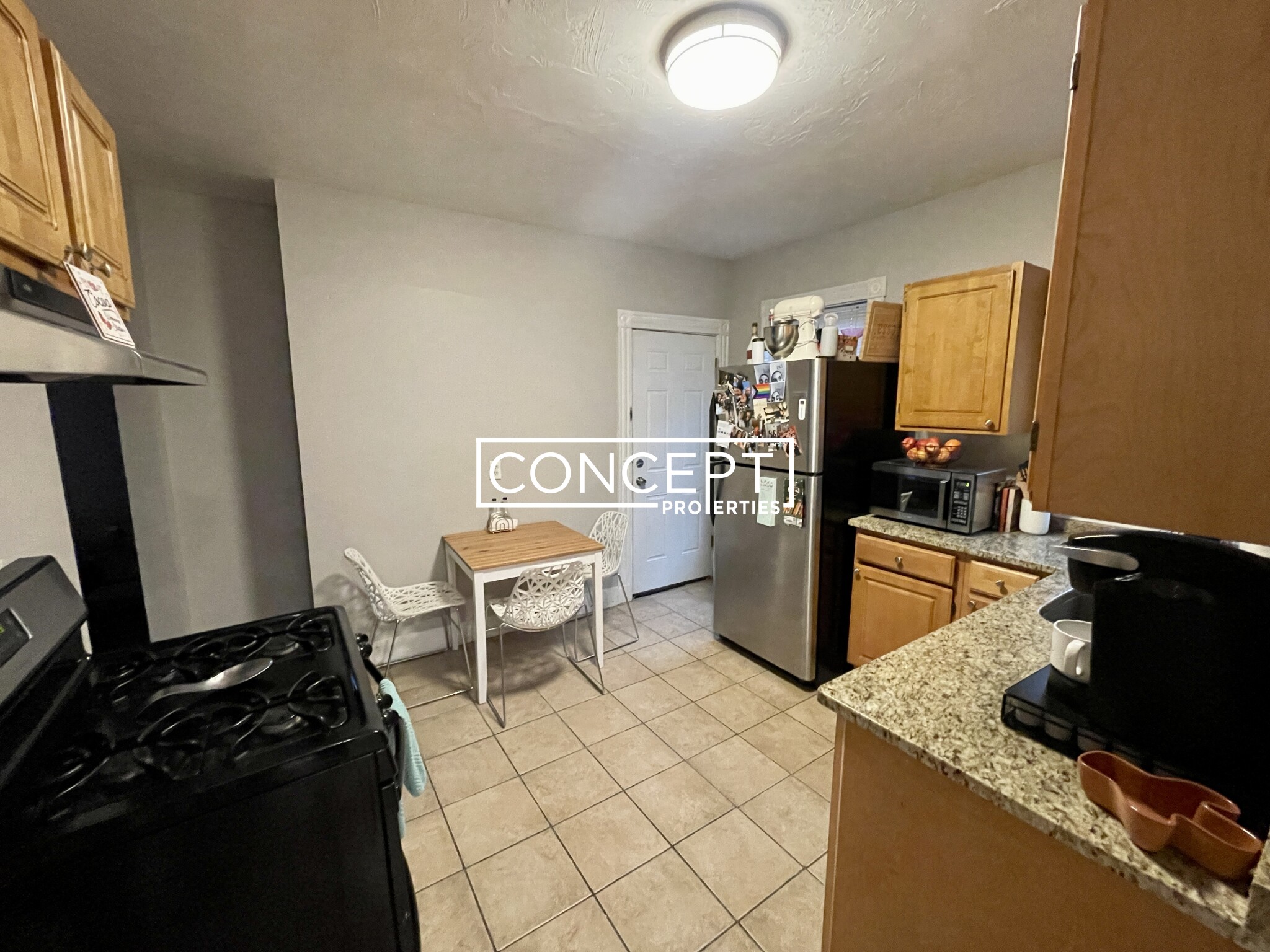 32 Lawn St, Mission Hill