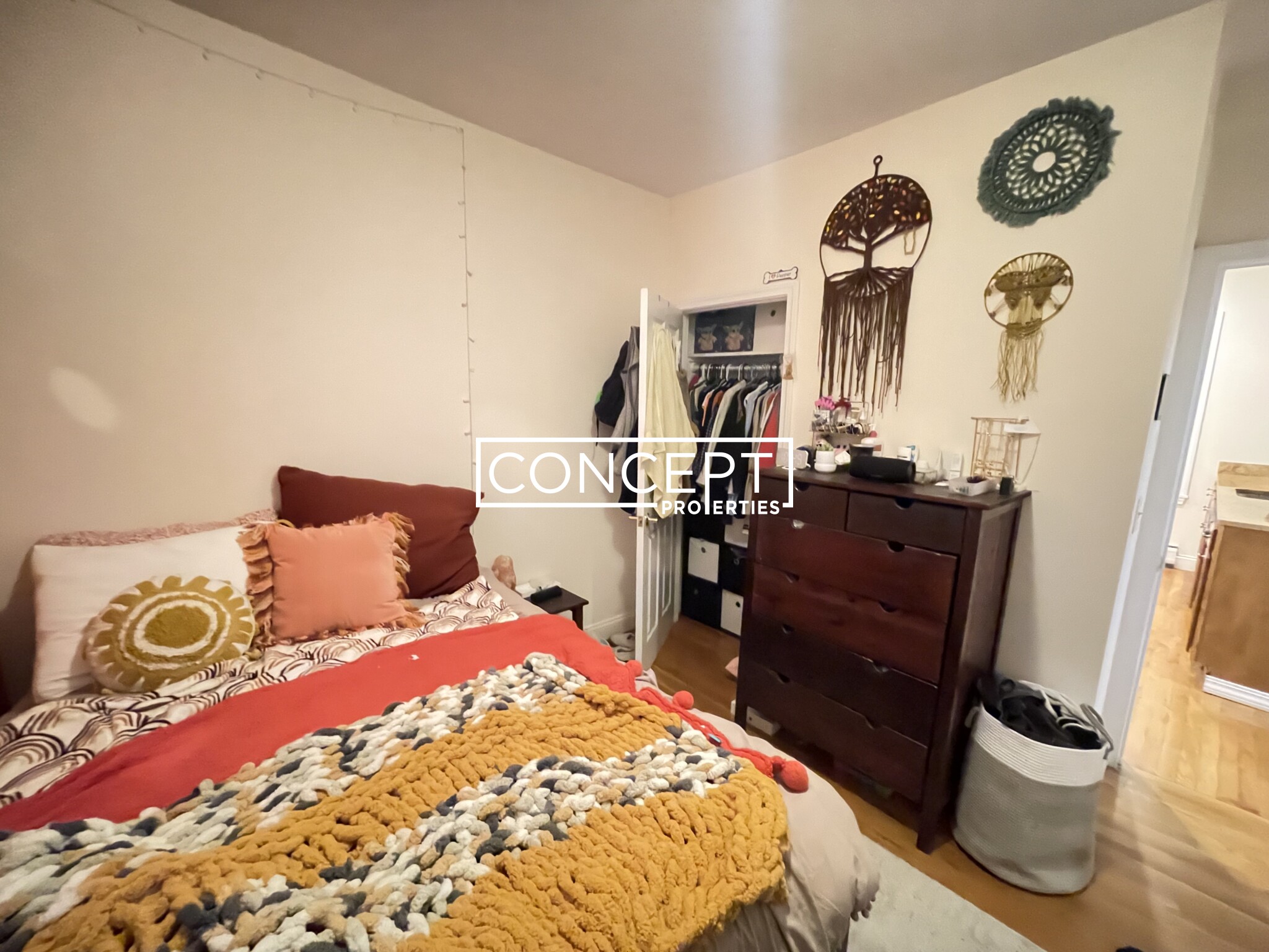 143.1 Hillside St, Mission Hill