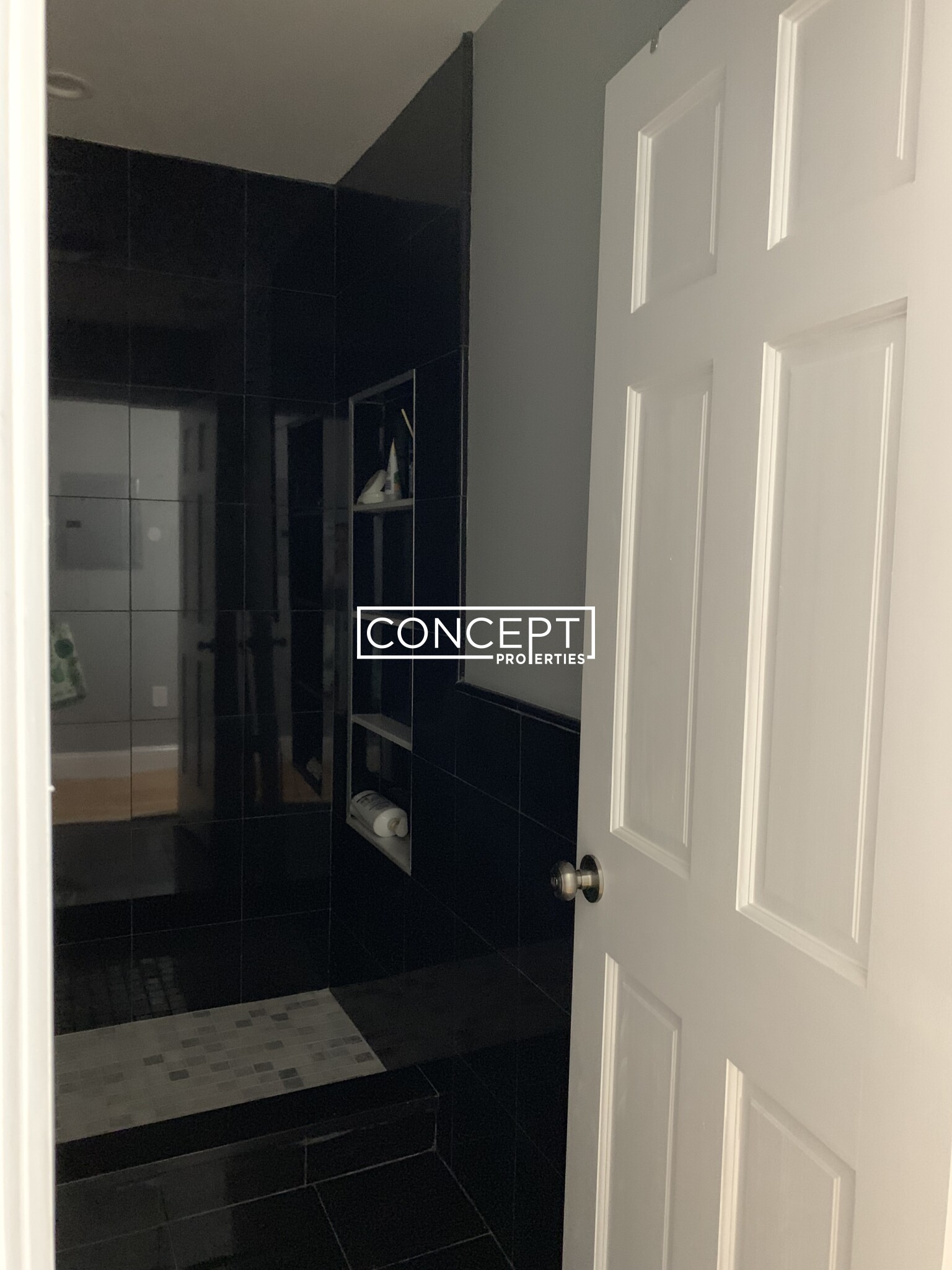 146 Hillside St, Mission Hill