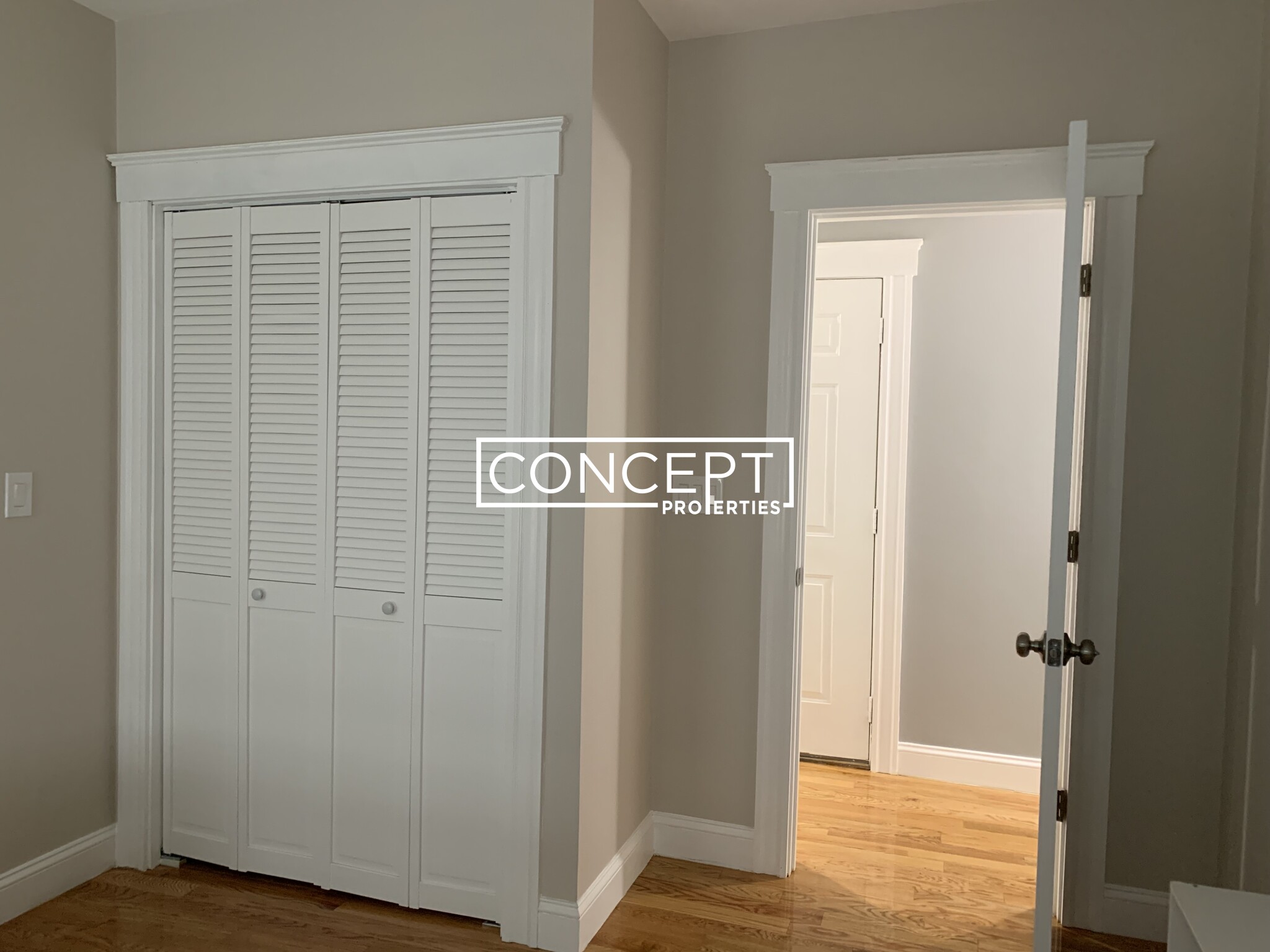 146 Hillside St, Mission Hill