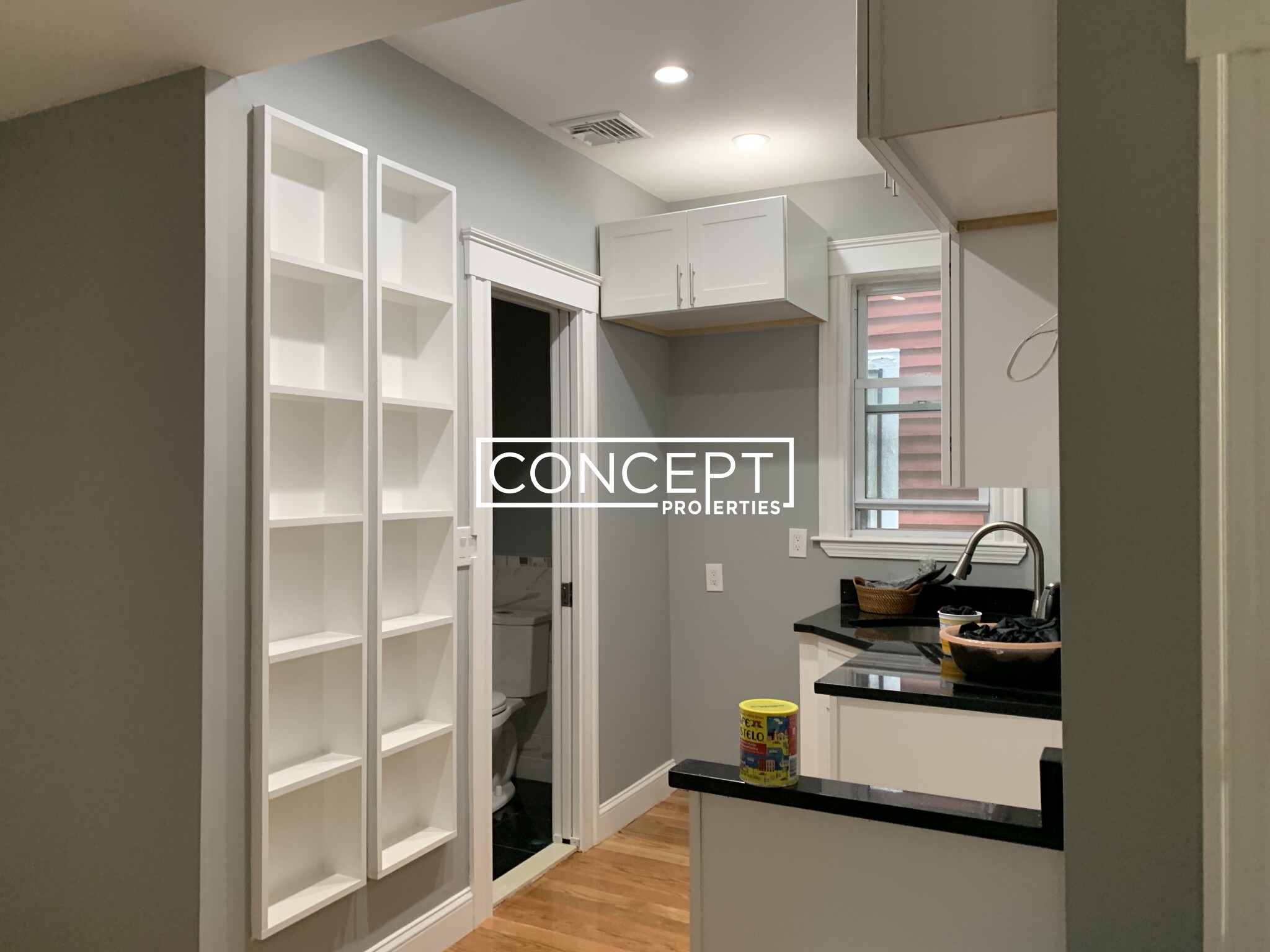 146 Hillside St, Mission Hill