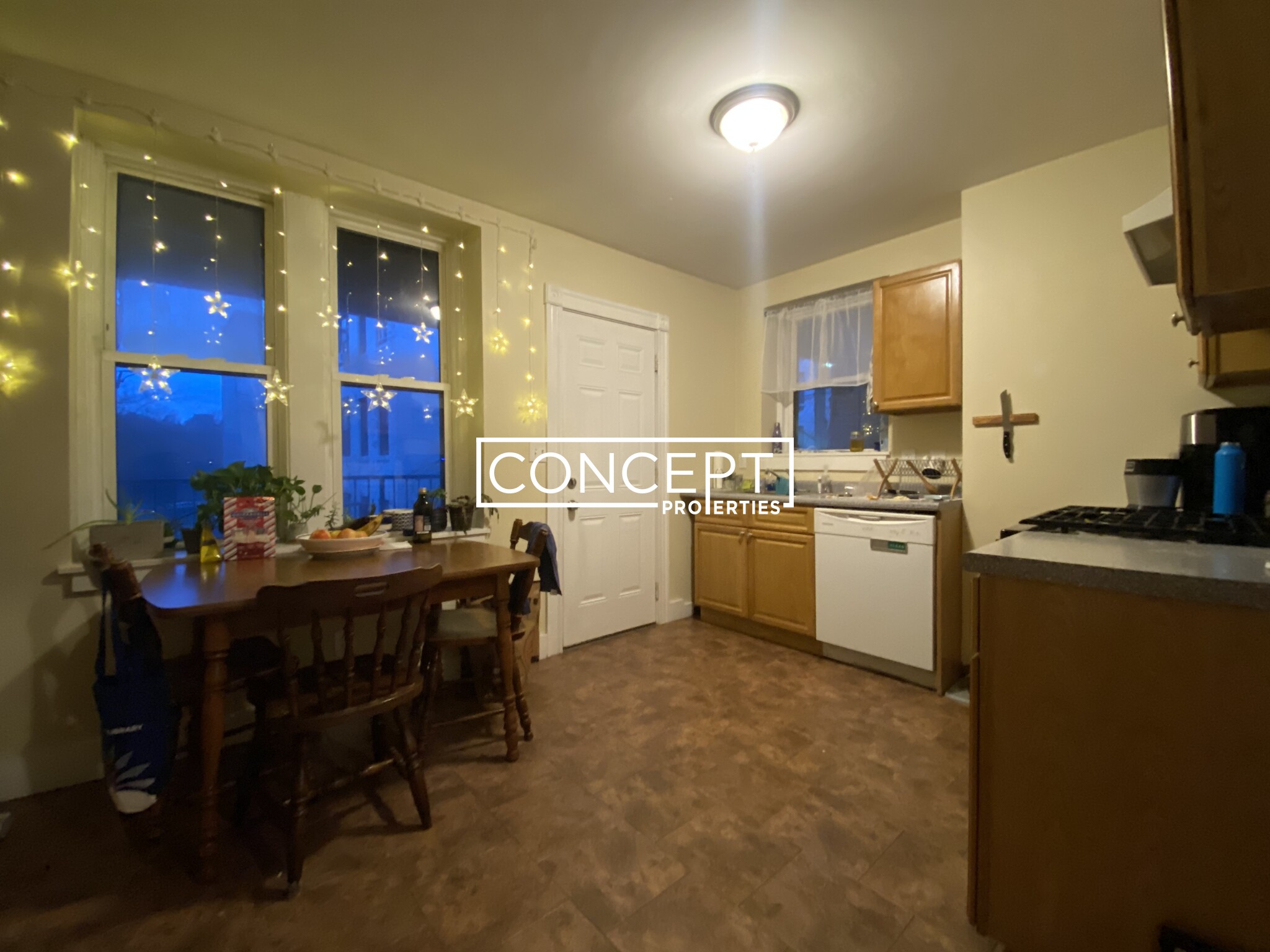 69 South Huntington Ave, Jamaica Plain