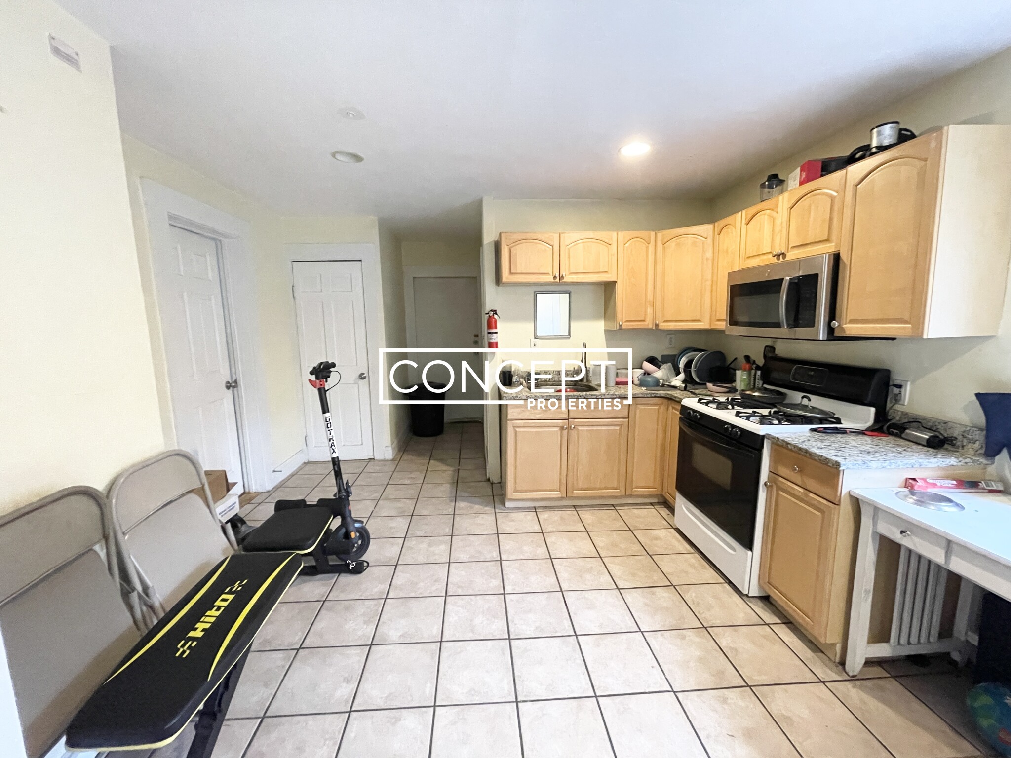 14 Sheperd Ave, Fenway