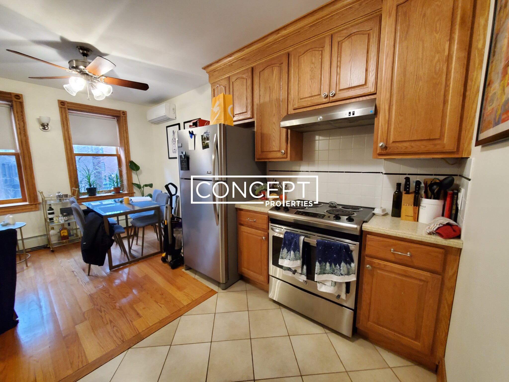 137 Charles St, Beacon Hill