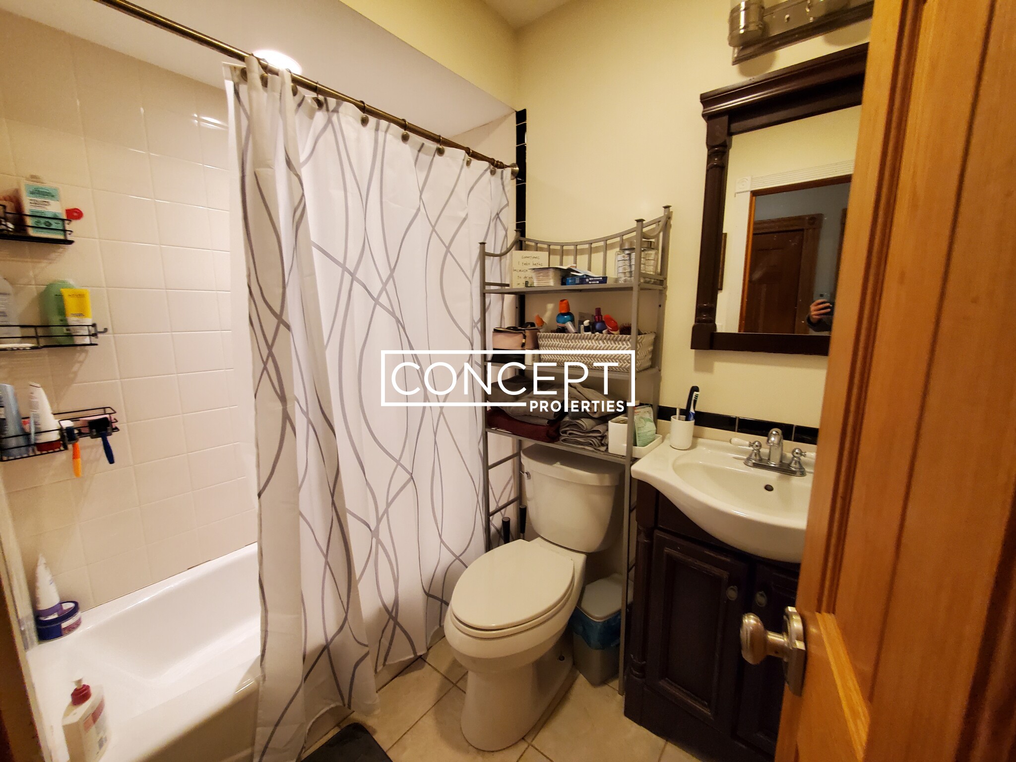 137 Charles St, Beacon Hill