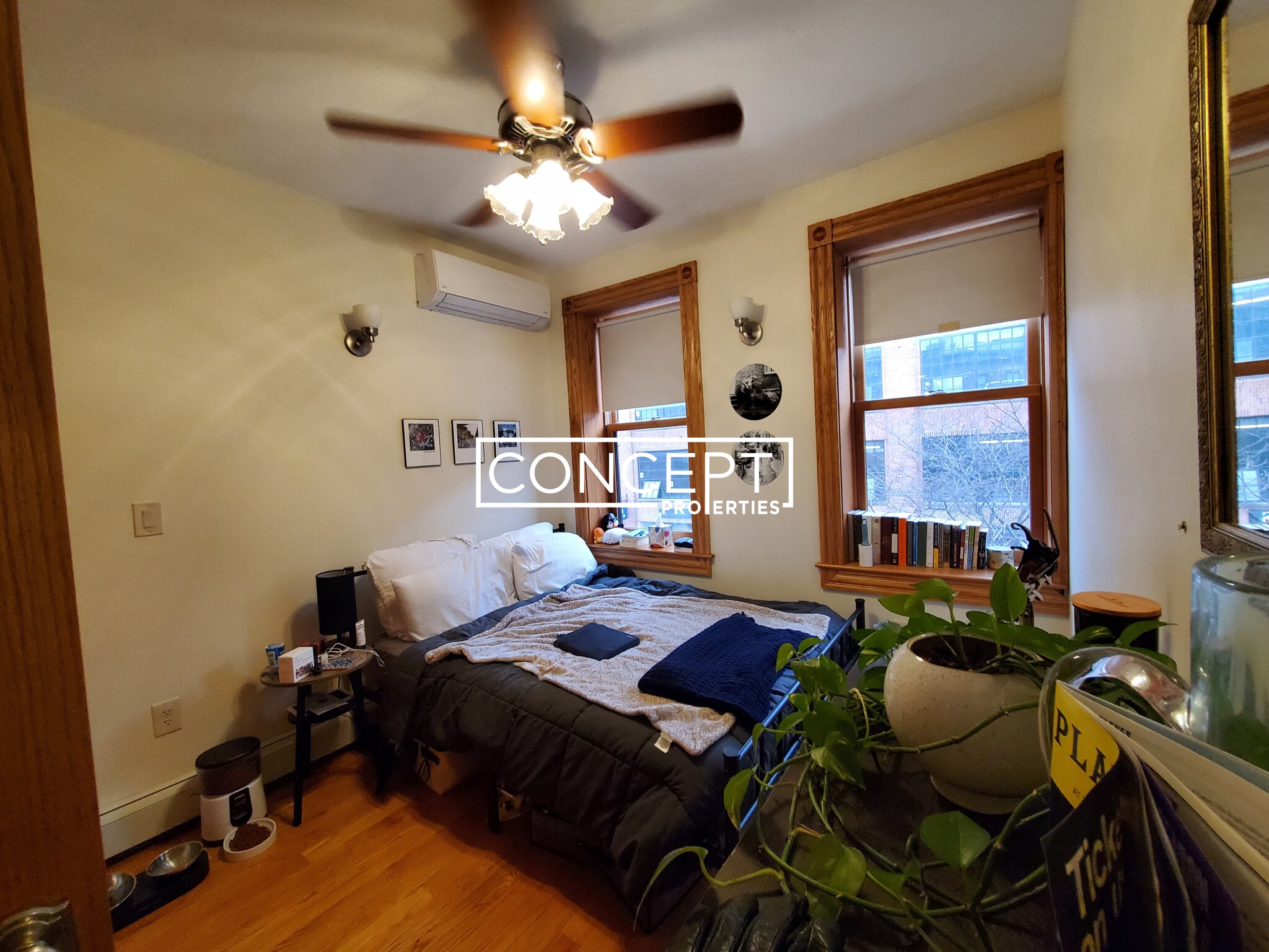 137 Charles St, Beacon Hill