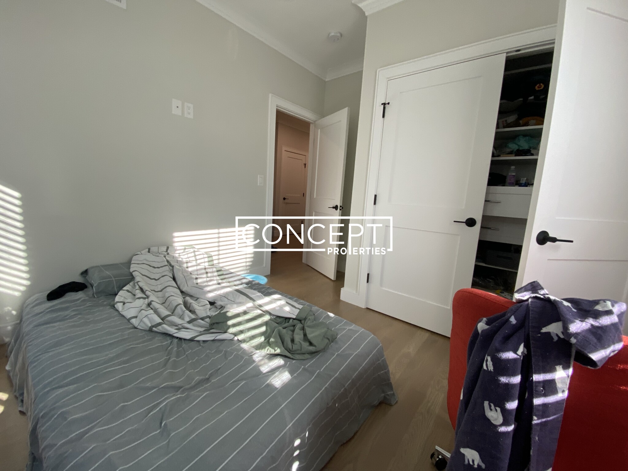 12.1 Reedsdale St, Allston