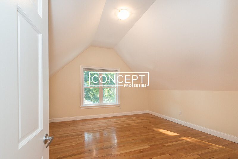 66 Glenellen Rd, West Roxbury