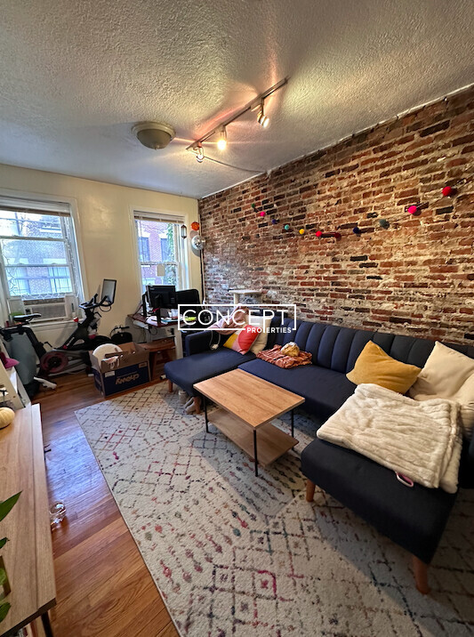 15 Garden St, Beacon Hill