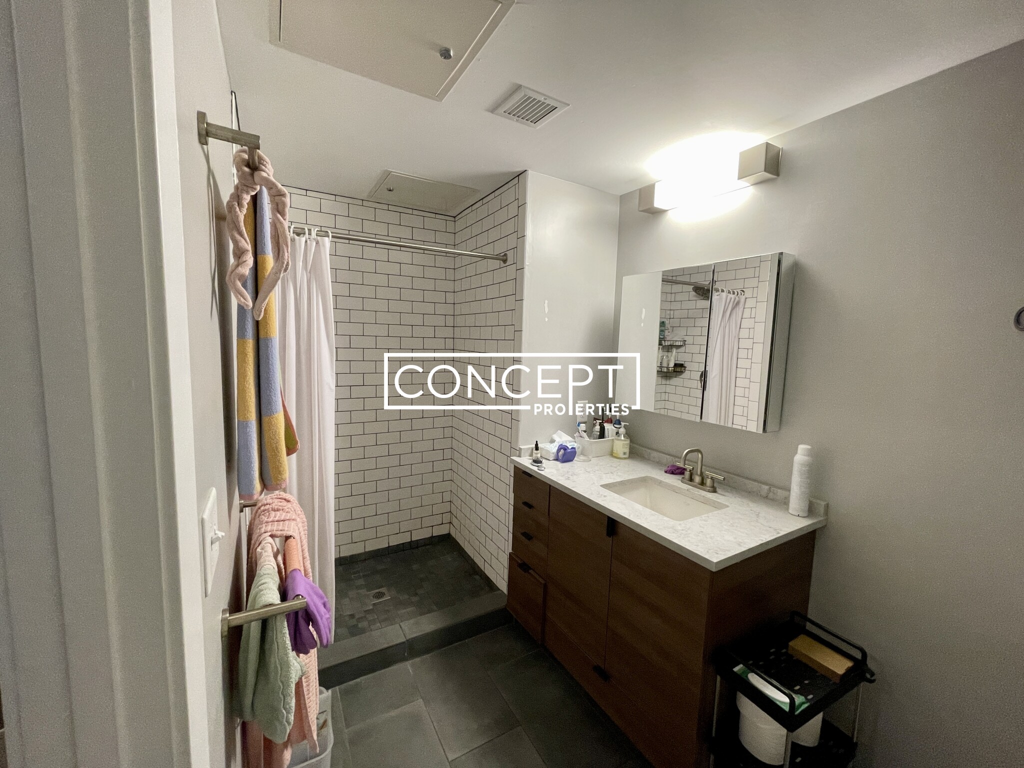 100 Hemenway St, Fenway