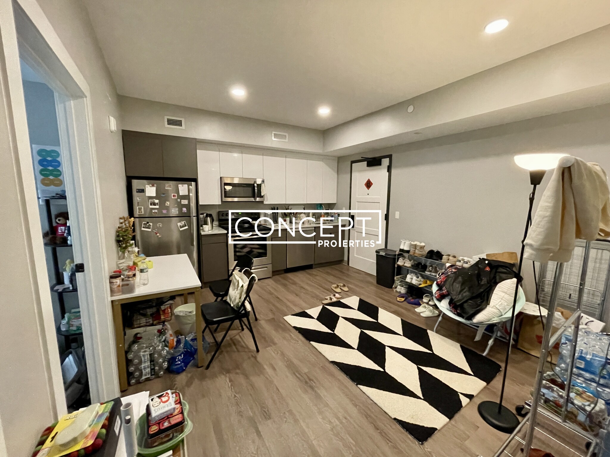 100 Hemenway St, Fenway