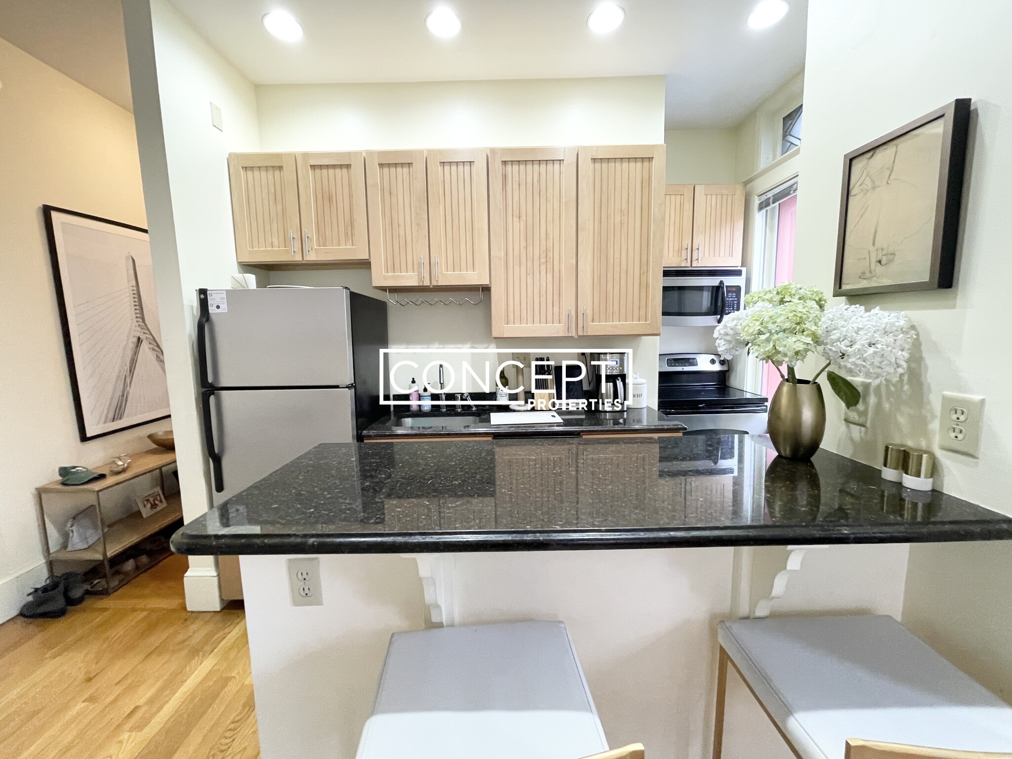 195 Commonwealth Ave, Back Bay