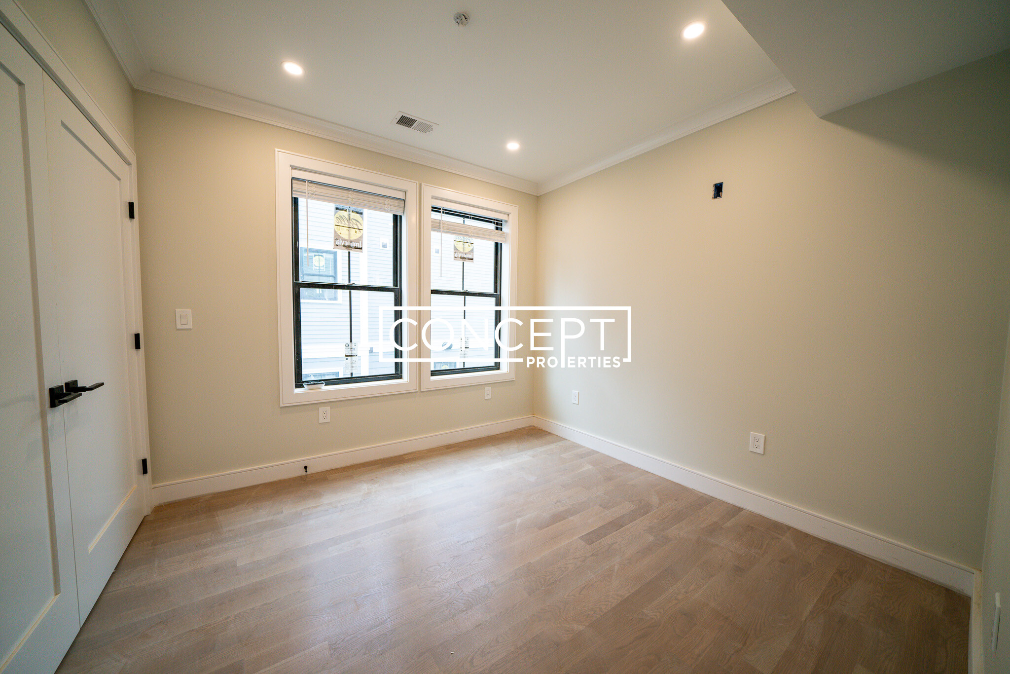 279 Lamartine St, Jamaica Plain