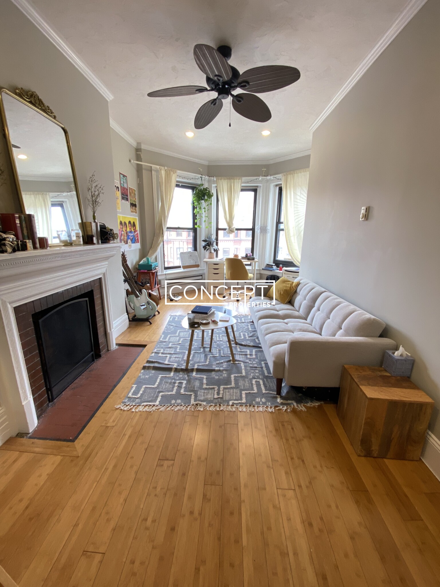 250 Newbury St, Fenway