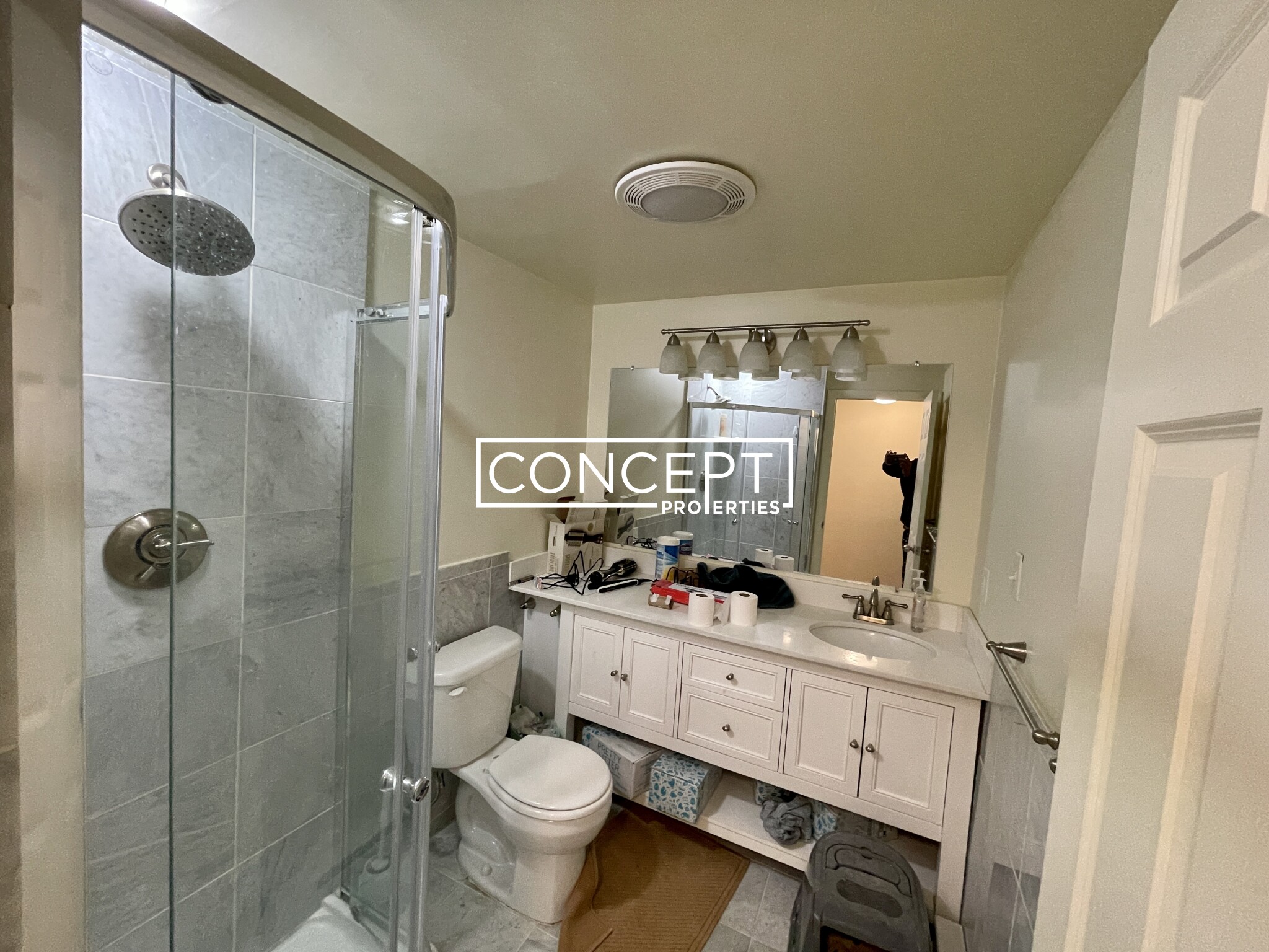 320 Hammond Pond Pkwy, Chestnut Hill