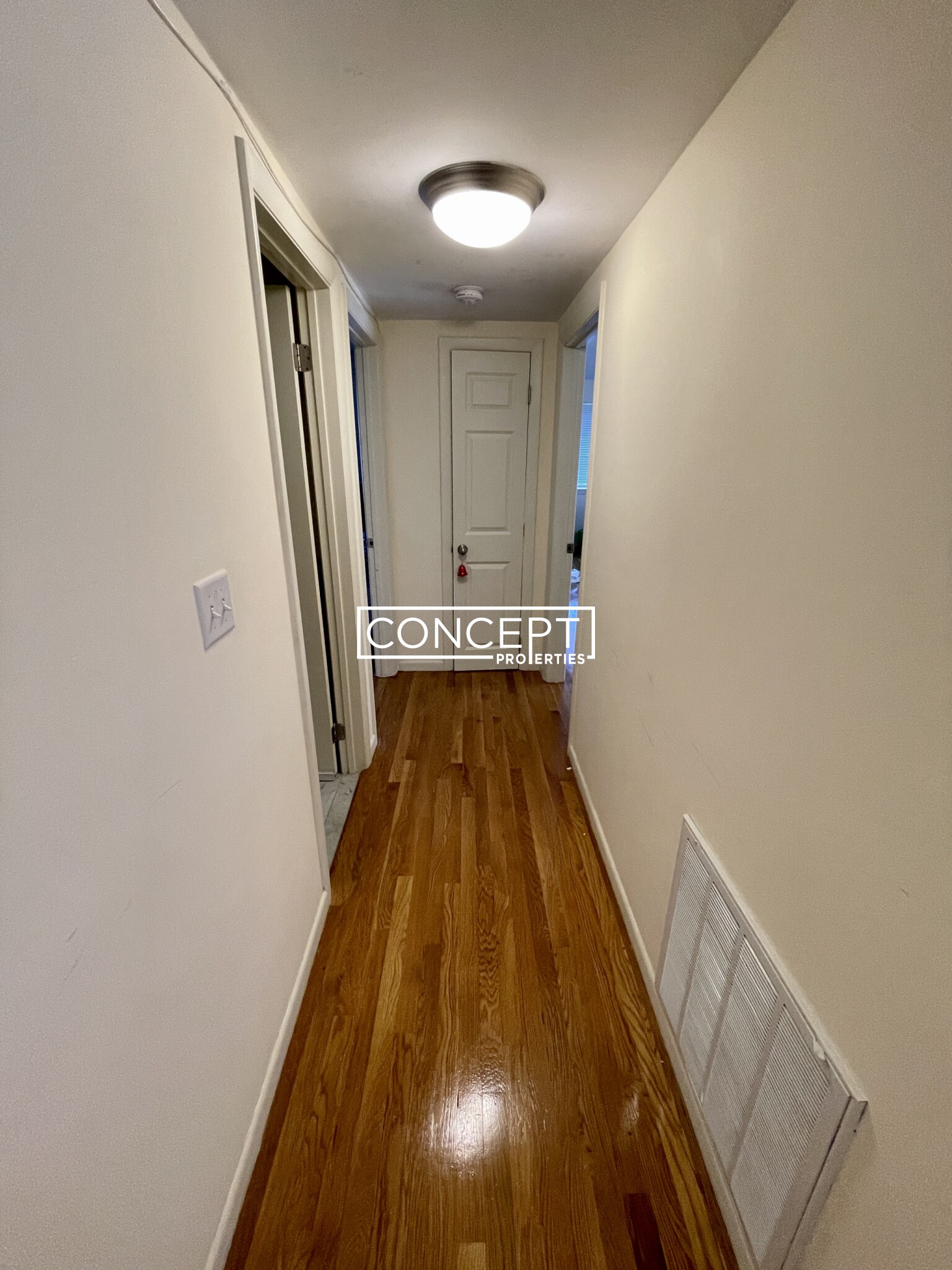 320 Hammond Pond Pkwy, Chestnut Hill