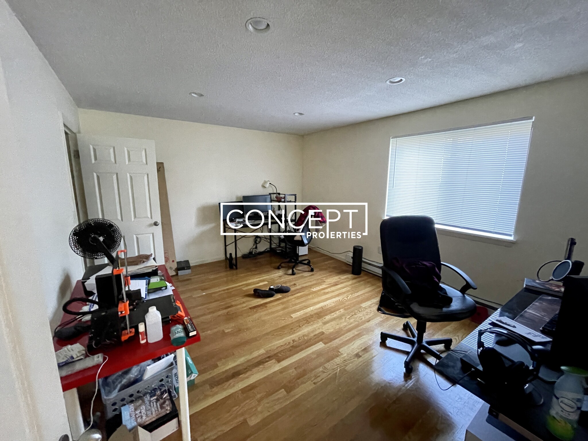 320 Hammond Pond Pkwy, Chestnut Hill