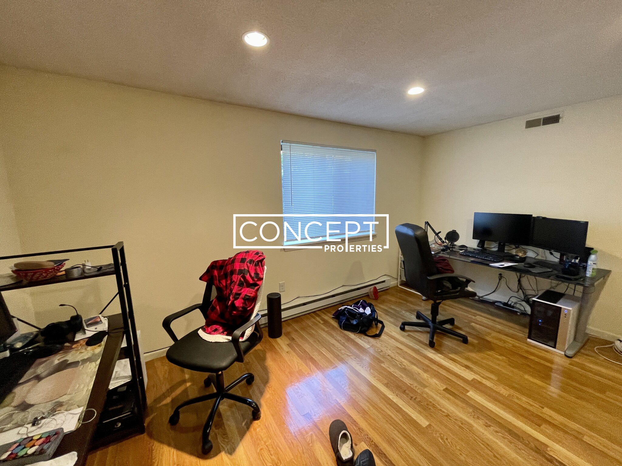 320 Hammond Pond Pkwy, Chestnut Hill