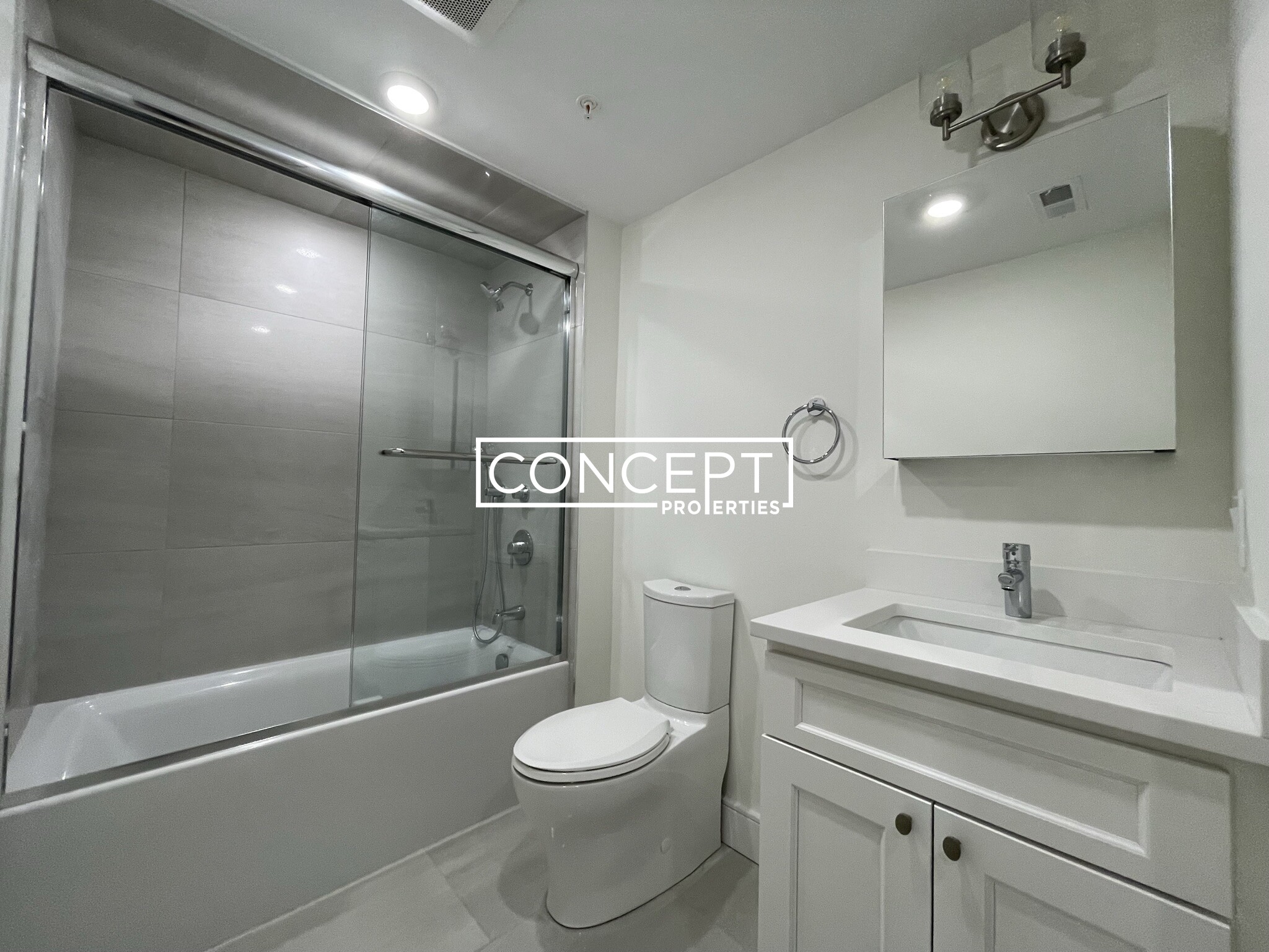 2.2 Rossmore Rd, Jamaica Plain