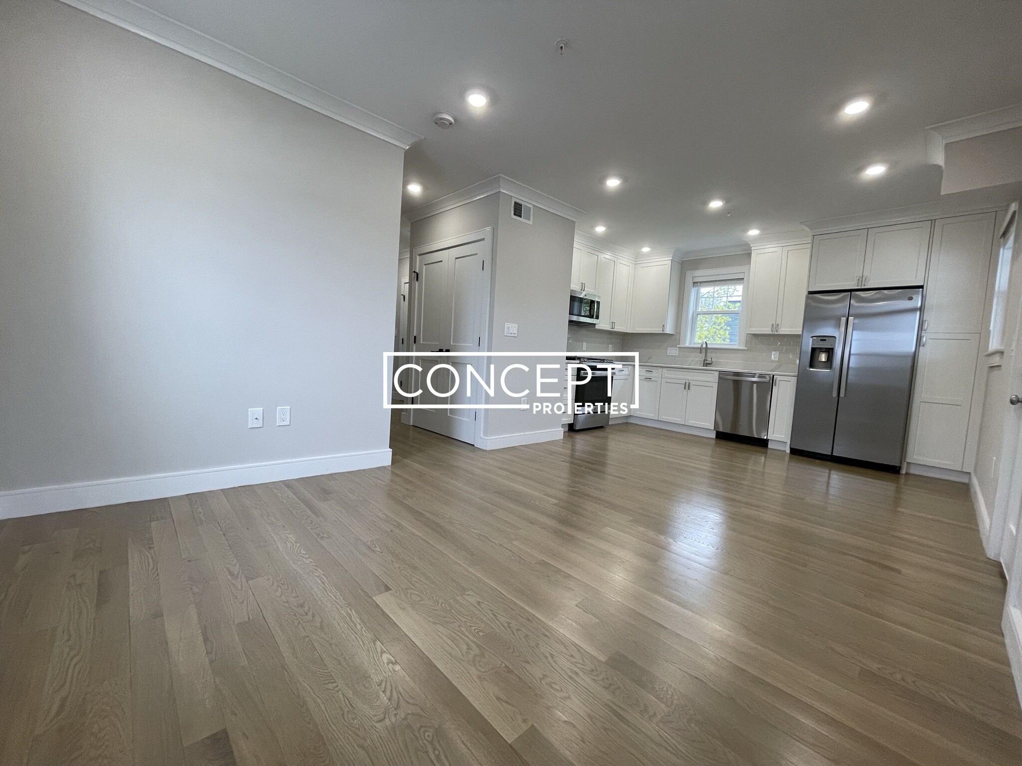 2.2 Rossmore Rd, Jamaica Plain