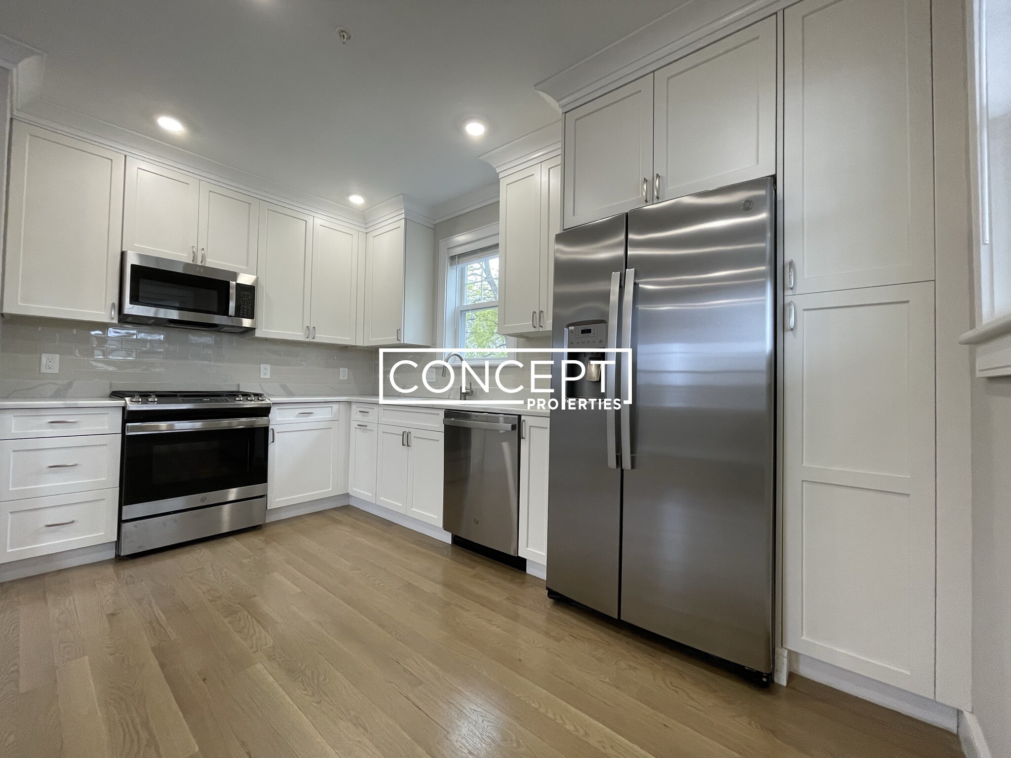 2.2 Rossmore Rd, Jamaica Plain