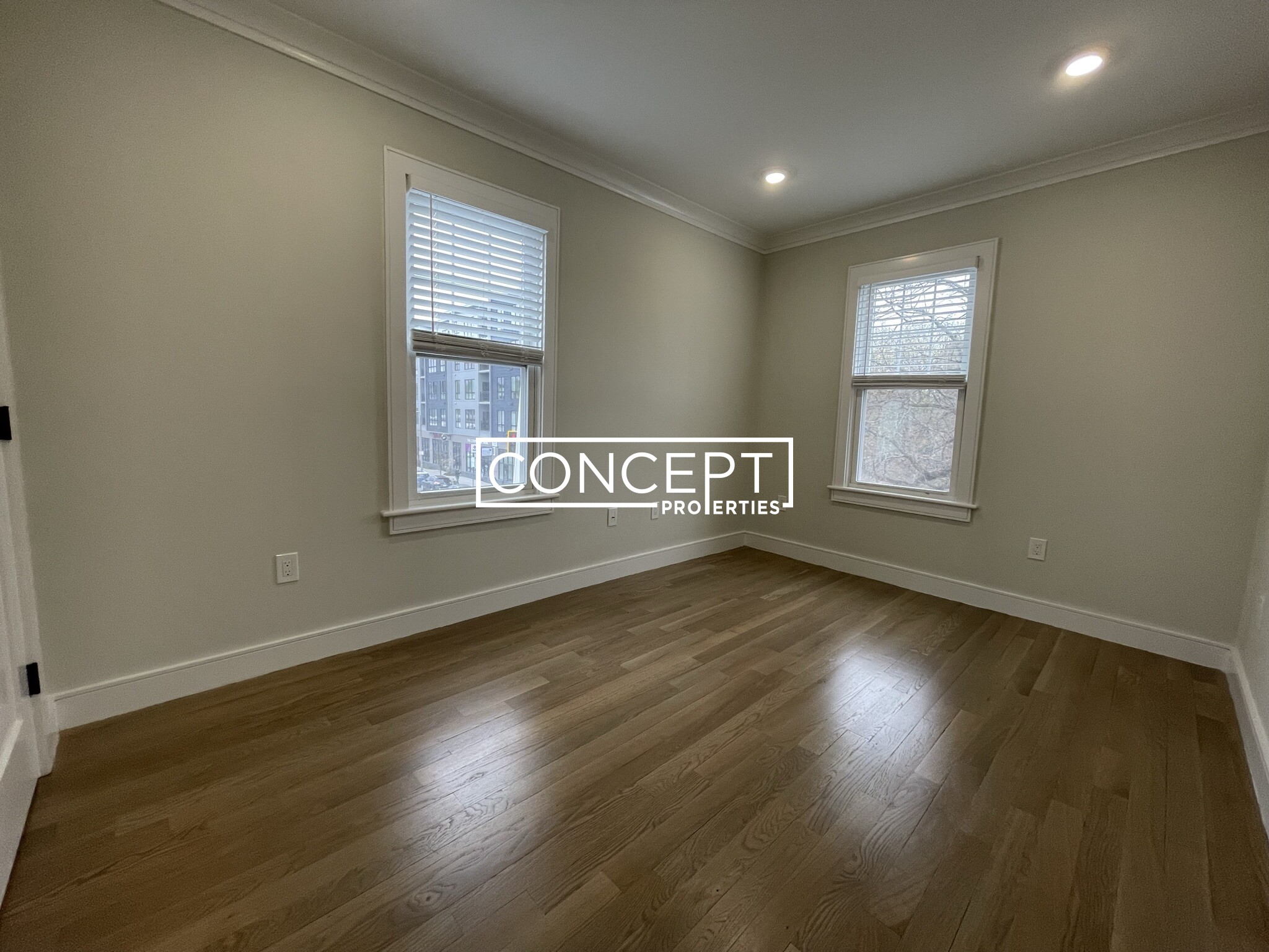 2.2 Rossmore Rd, Jamaica Plain