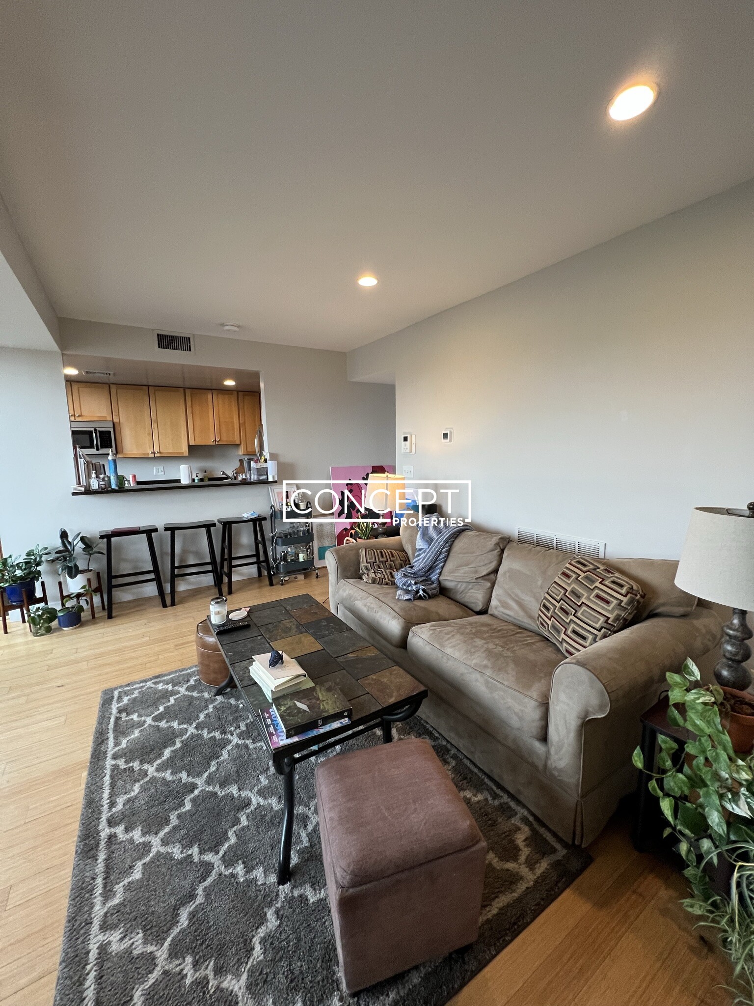 557 Columbus Ave, South End