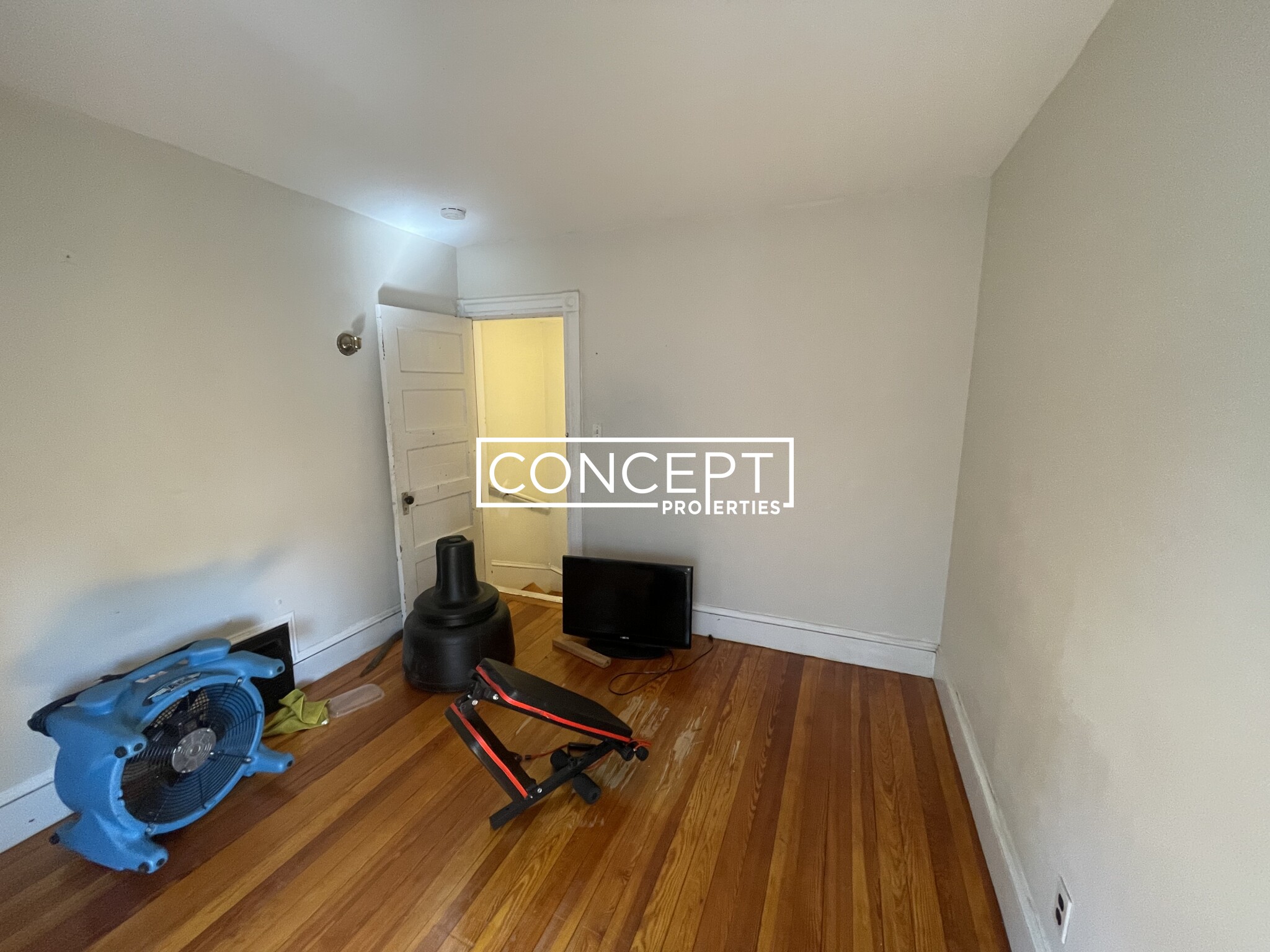 671 Washington St, Brighton