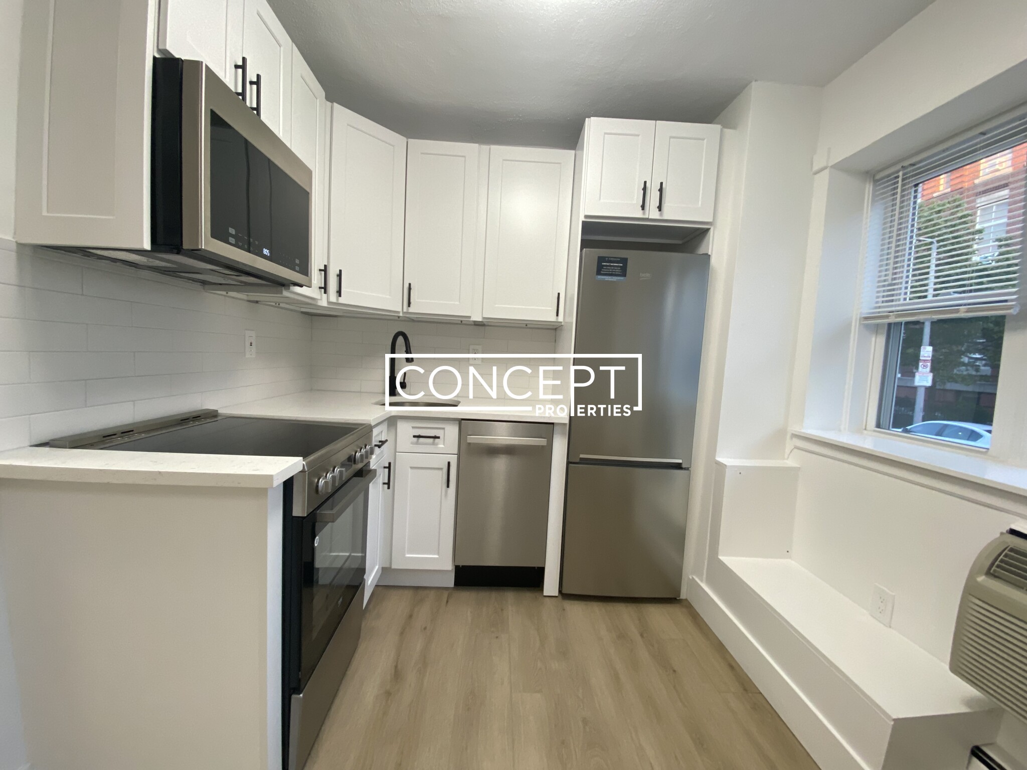 740 7th St, South Boston