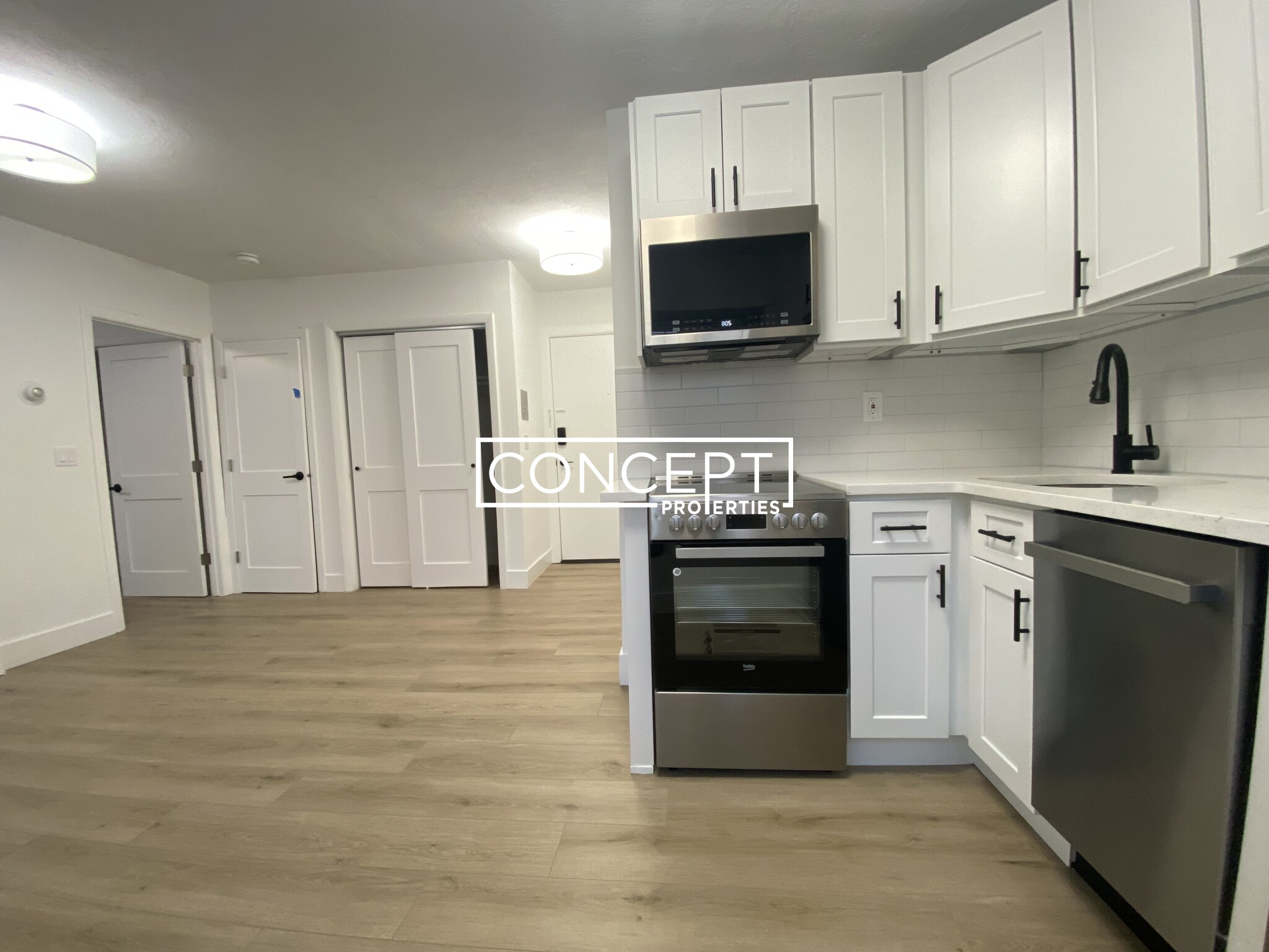 740 7th St, South Boston