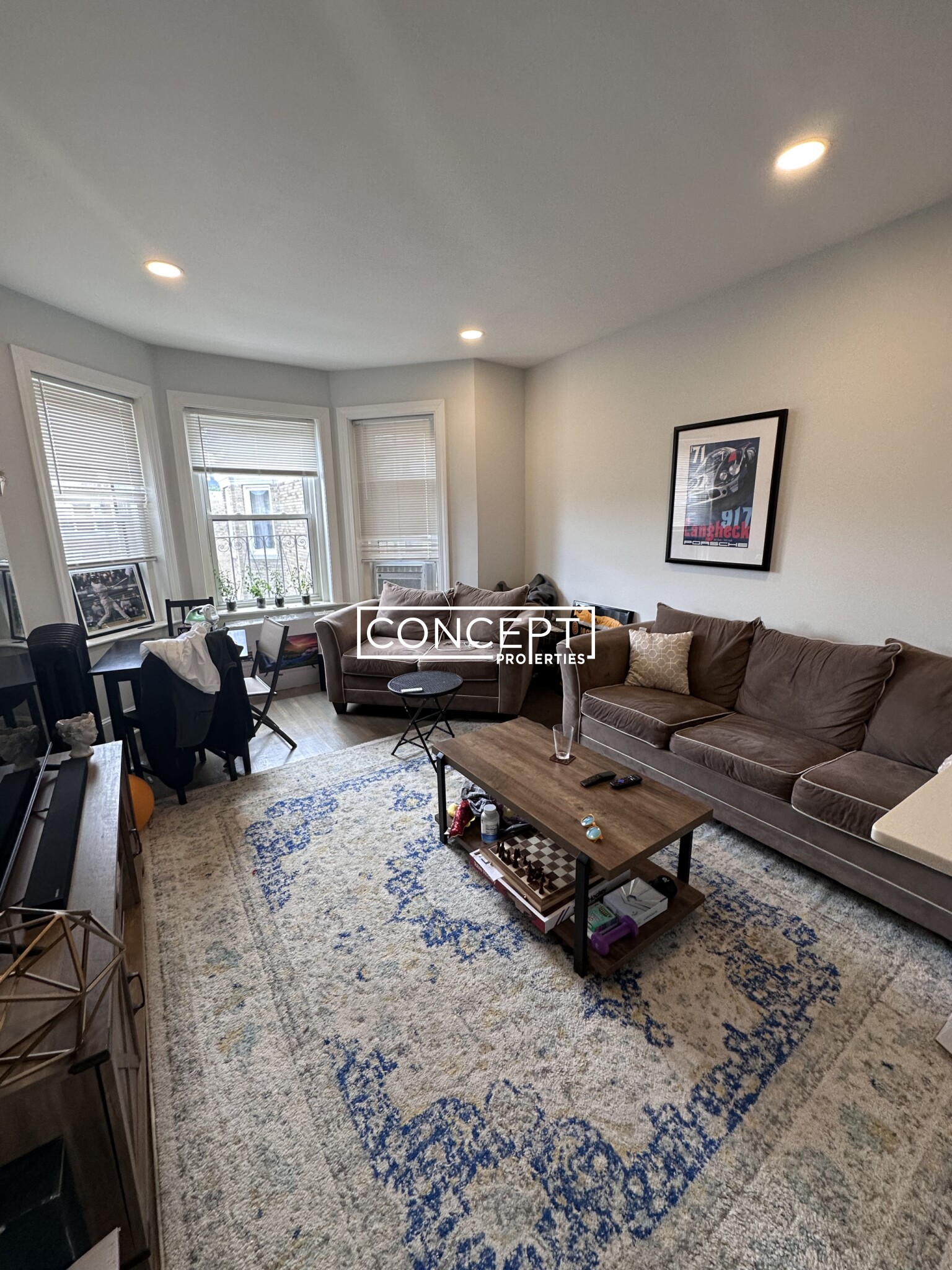 109 Queensberry St, Fenway