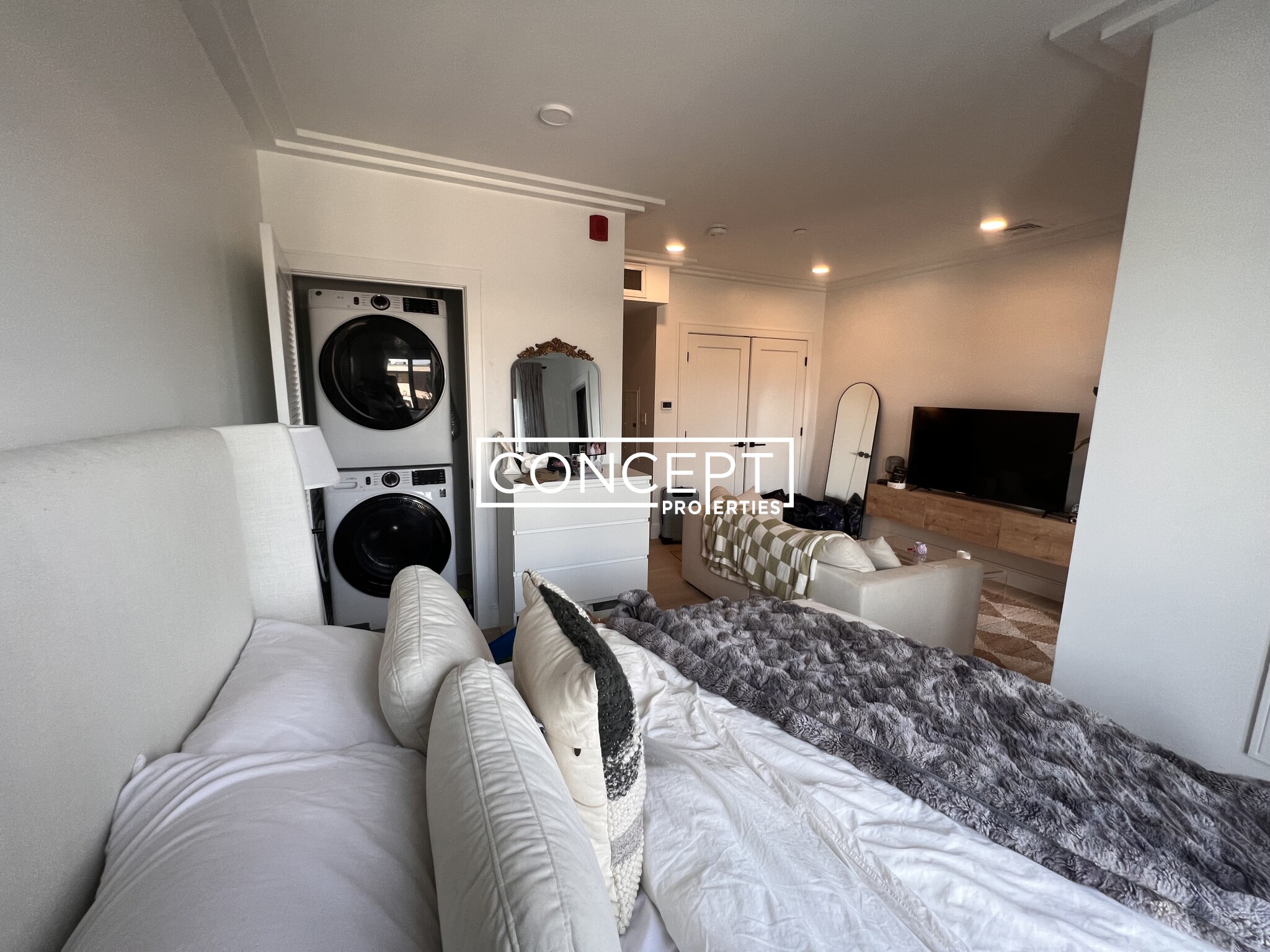 50.207 Leo M Birmingham Pkwy, Brighton