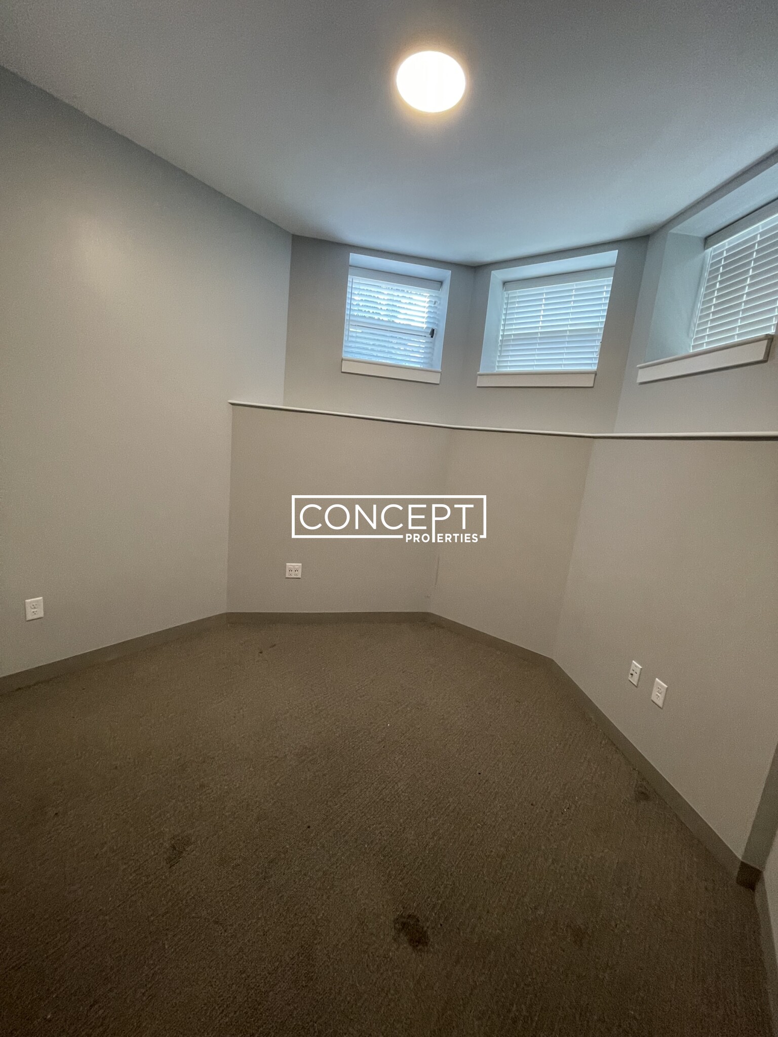 100 Hemenway St, Fenway