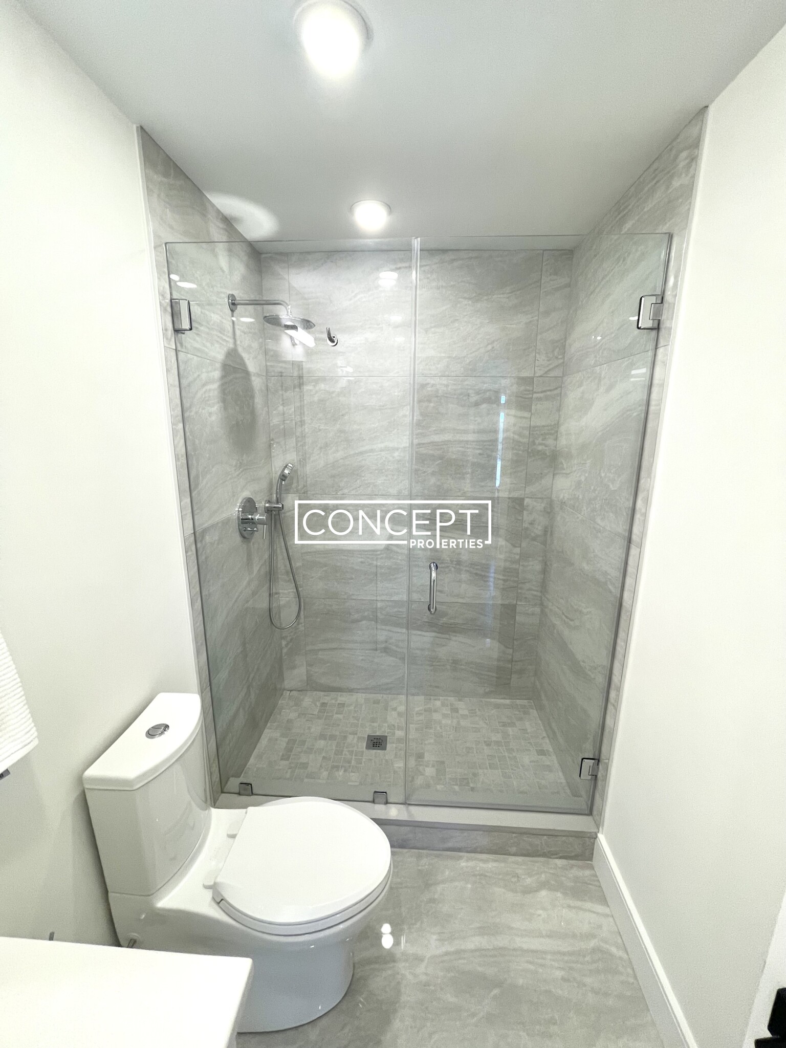 303 Maverick St, East Boston