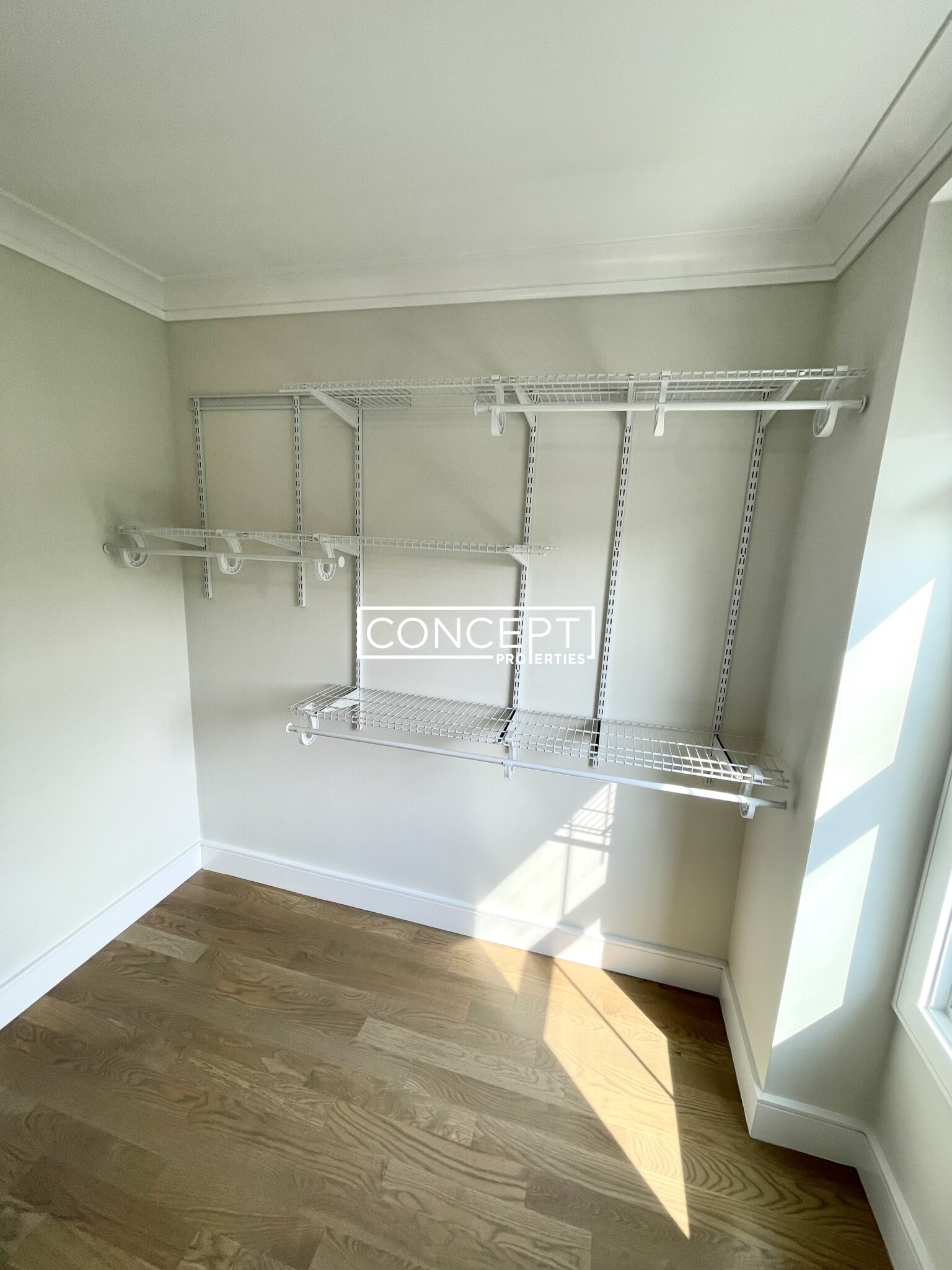 303 Maverick St, East Boston