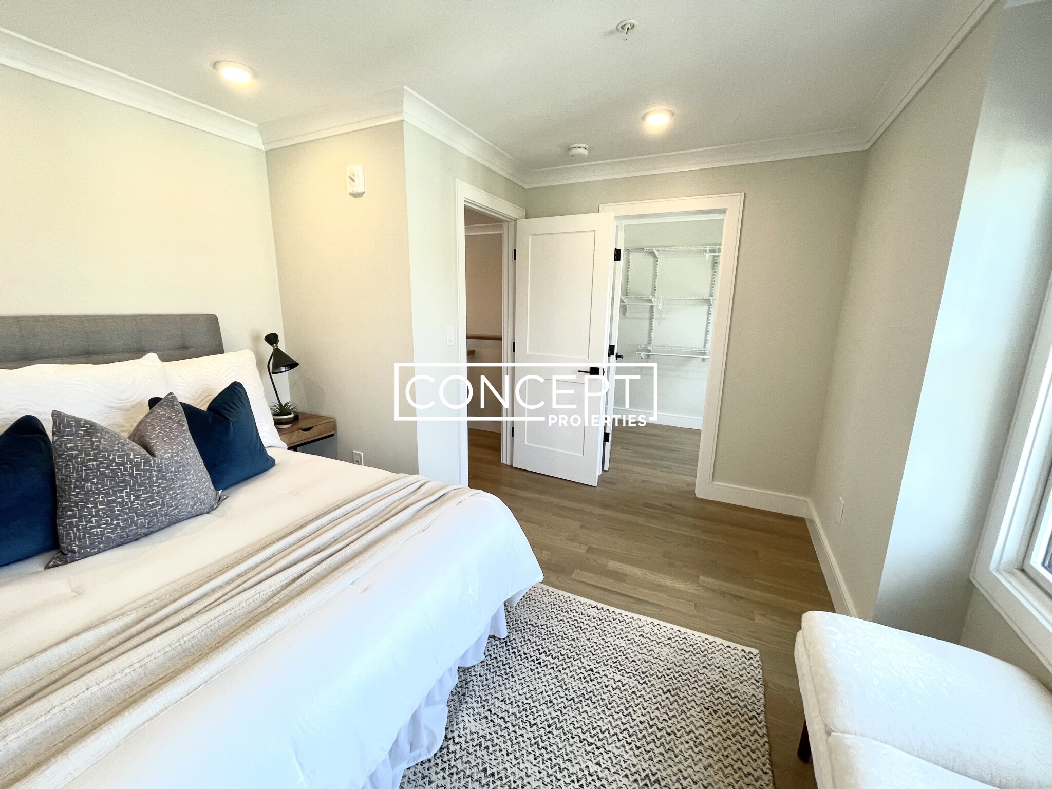 303 Maverick St, East Boston