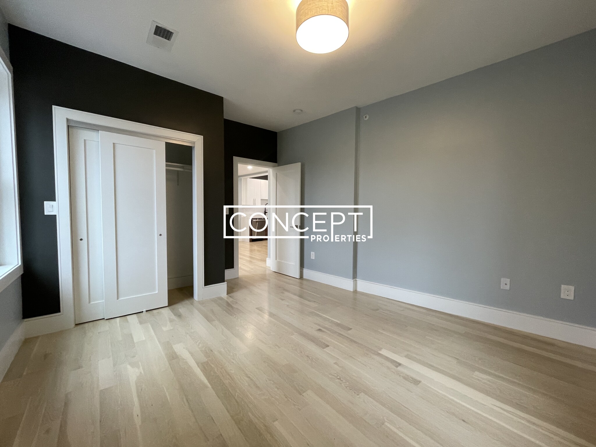 9 University Rd, Coolidge Corner