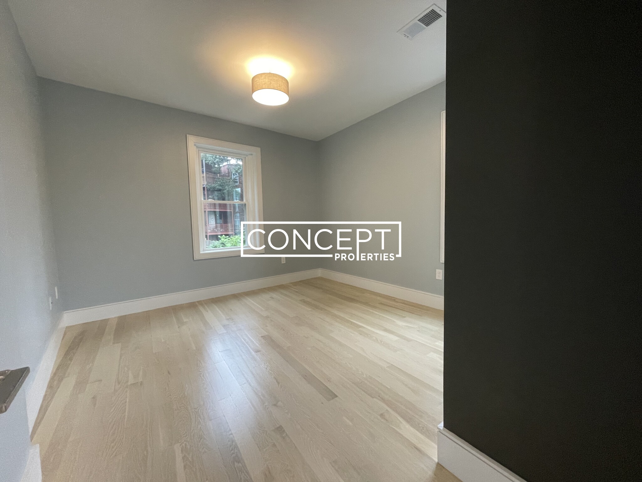 9 University Rd, Coolidge Corner