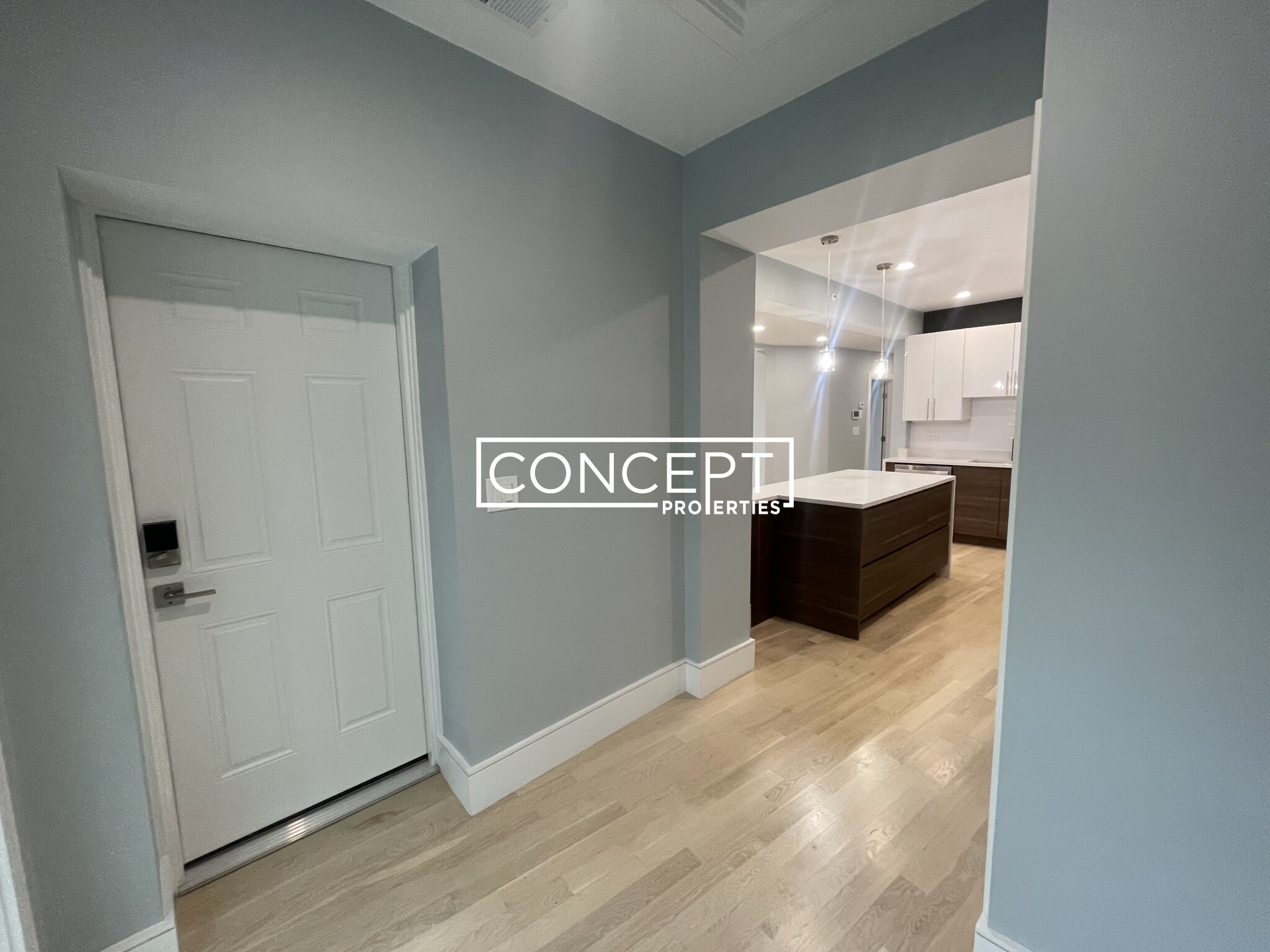 9 University Rd, Coolidge Corner